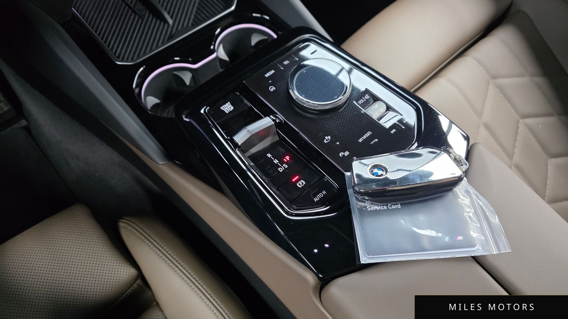 BMW 5 Series (G60) 2026 — миниатюра 12