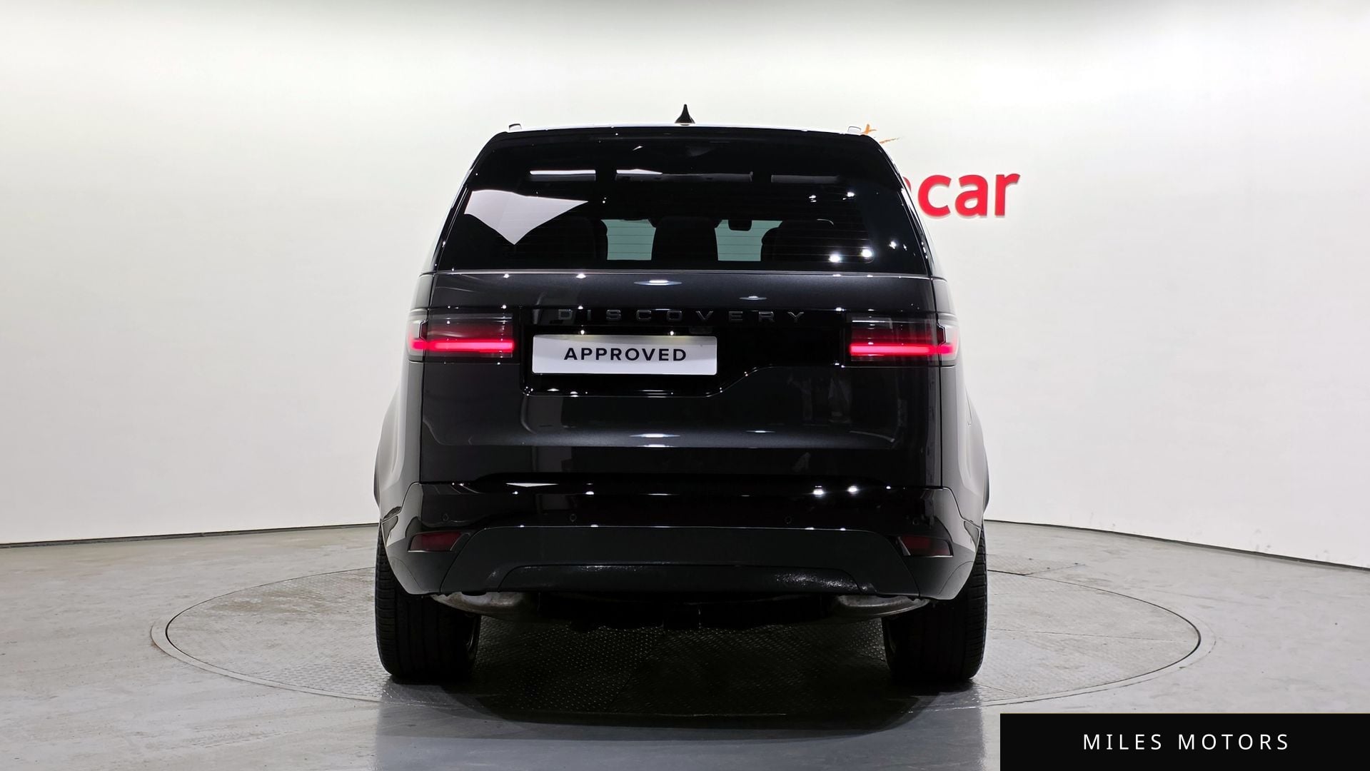 Land Rover Discovery 2025 — миниатюра 6