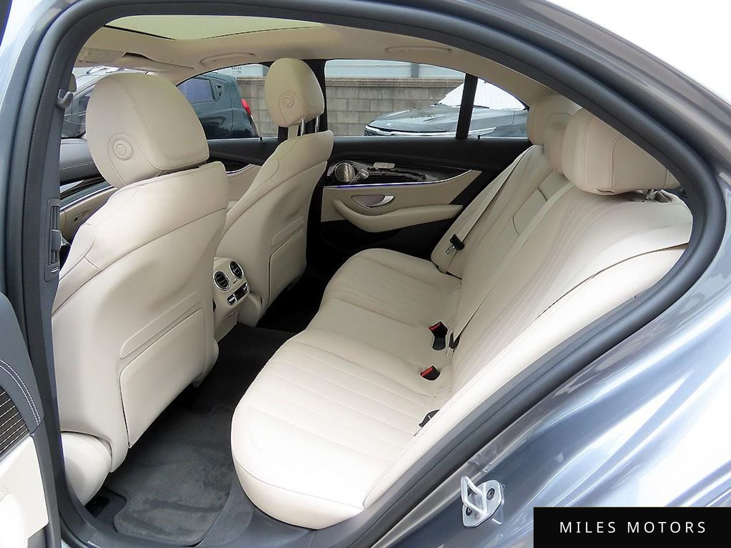 Mercedes-Benz E-Class W213 2022 — миниатюра 6