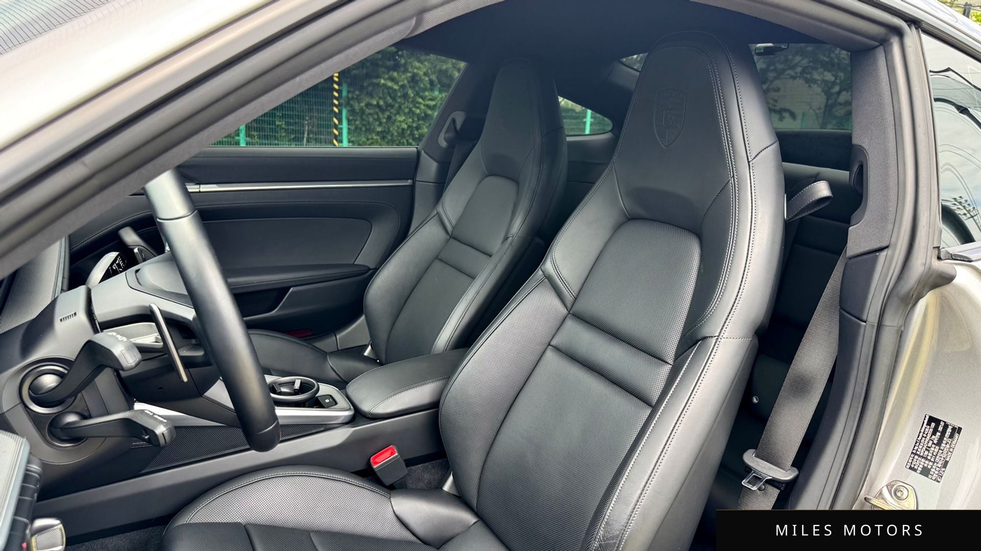 Porsche 911 (992) 2022 — миниатюра 12