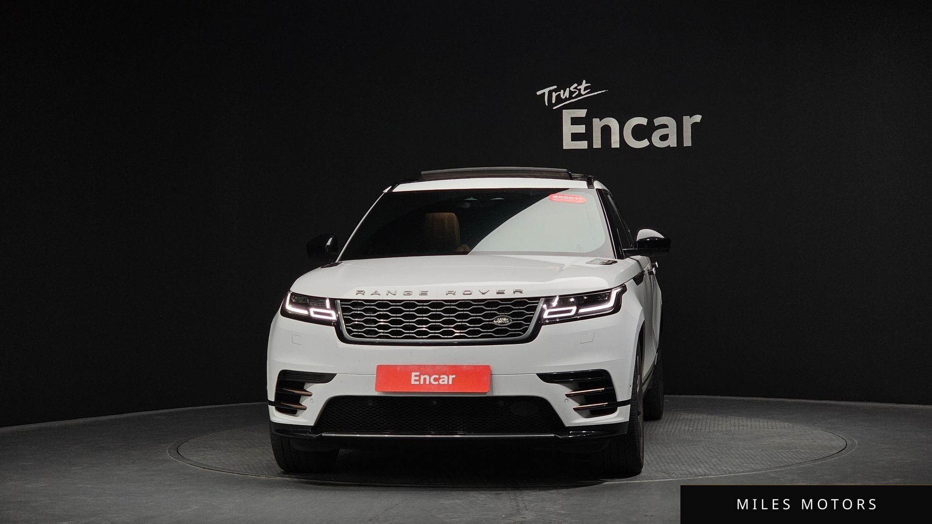 Land Rover Range Rover Velar 2021 — миниатюра 2