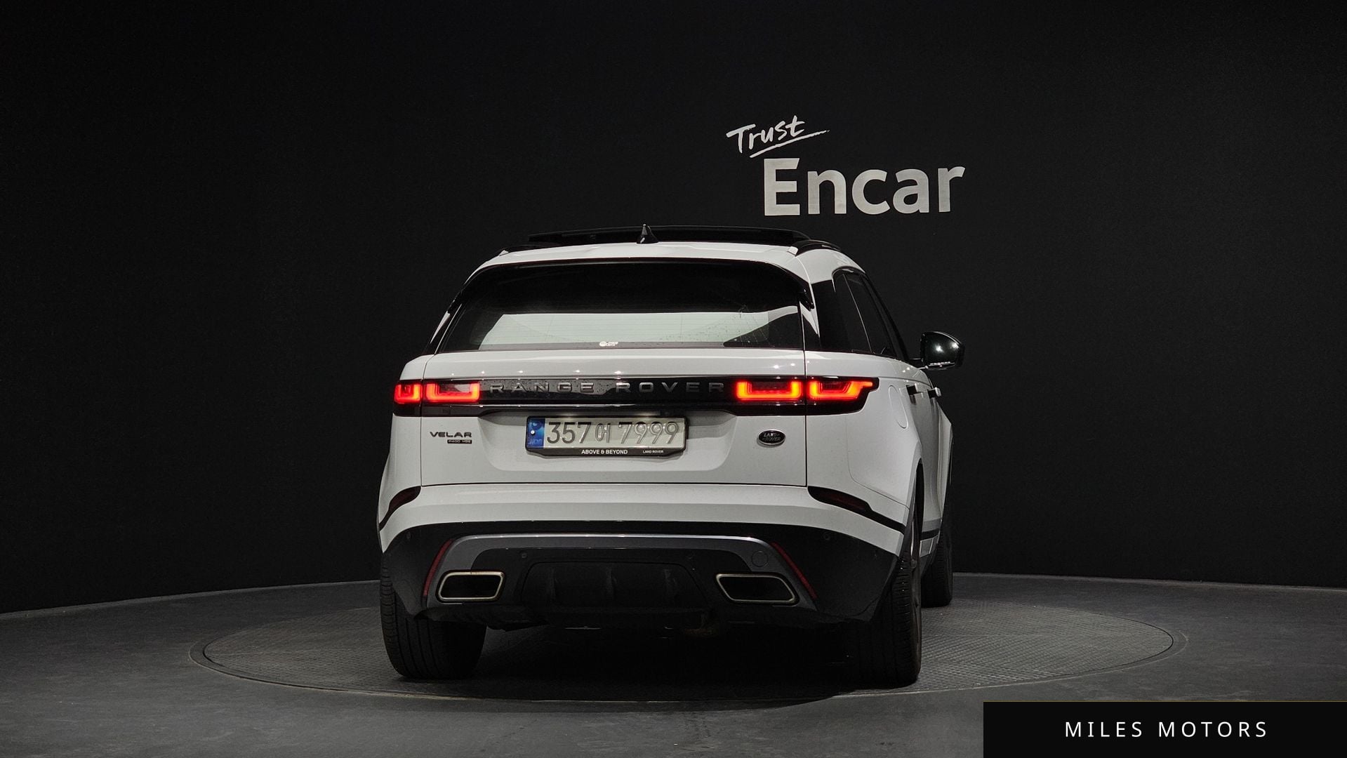 Land Rover Range Rover Velar 2021 — миниатюра 3