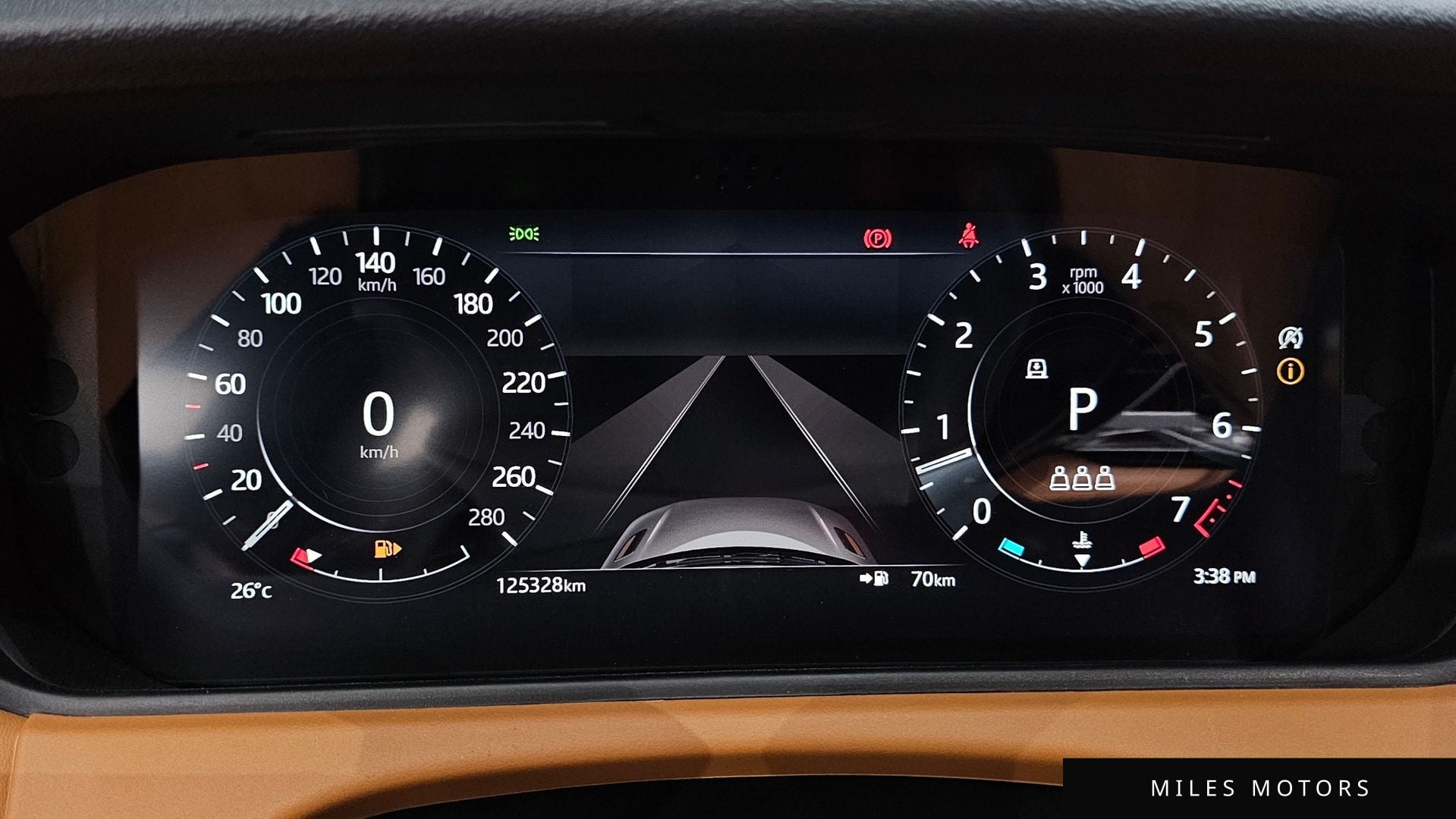 Land Rover Range Rover Velar 2021 — миниатюра 10