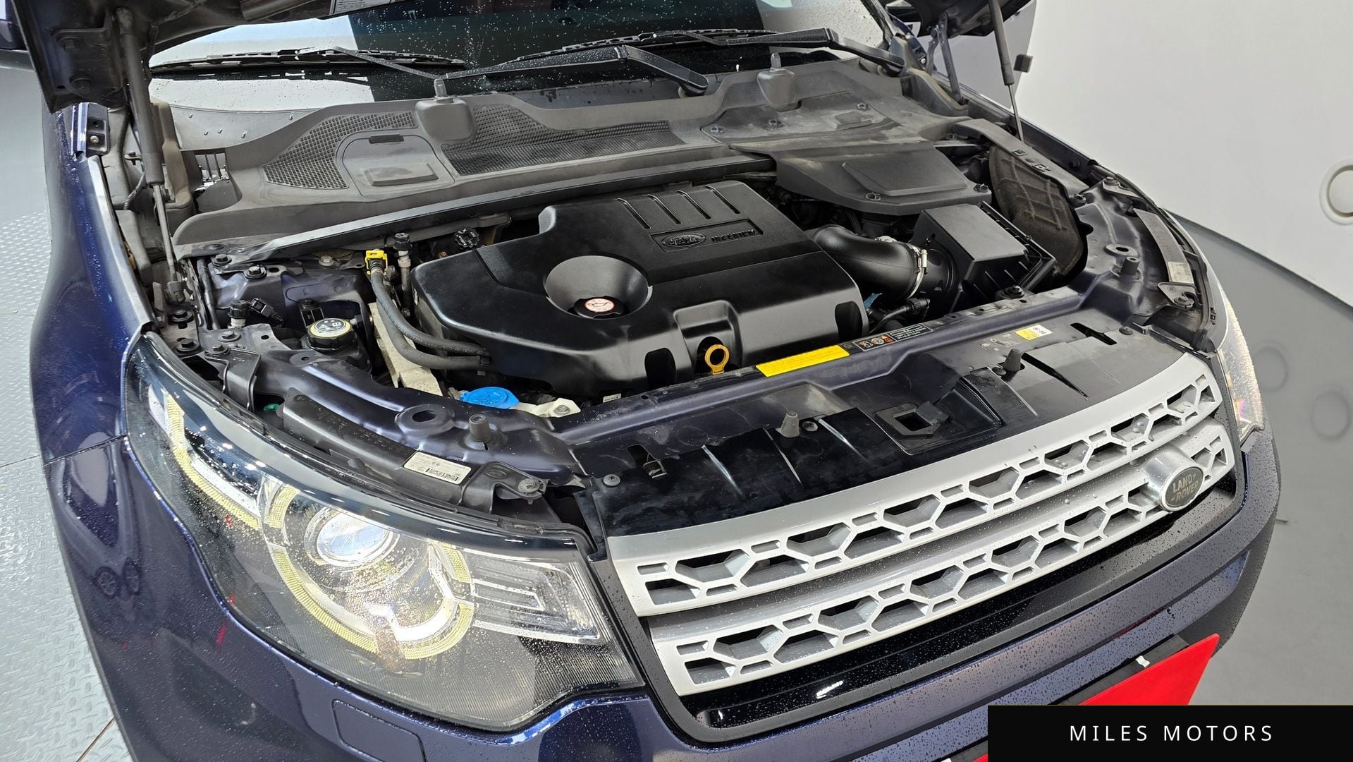 Land Rover Discovery Sport 2017 — миниатюра 6
