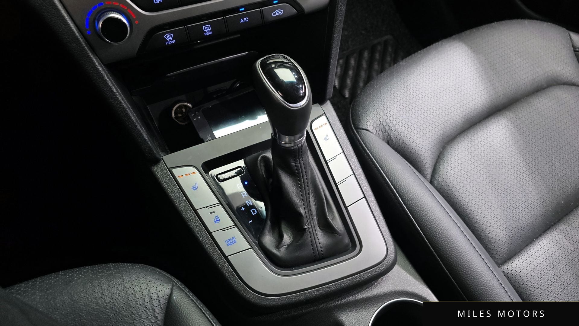 Hyundai AVANTE 2016 — миниатюра 12
