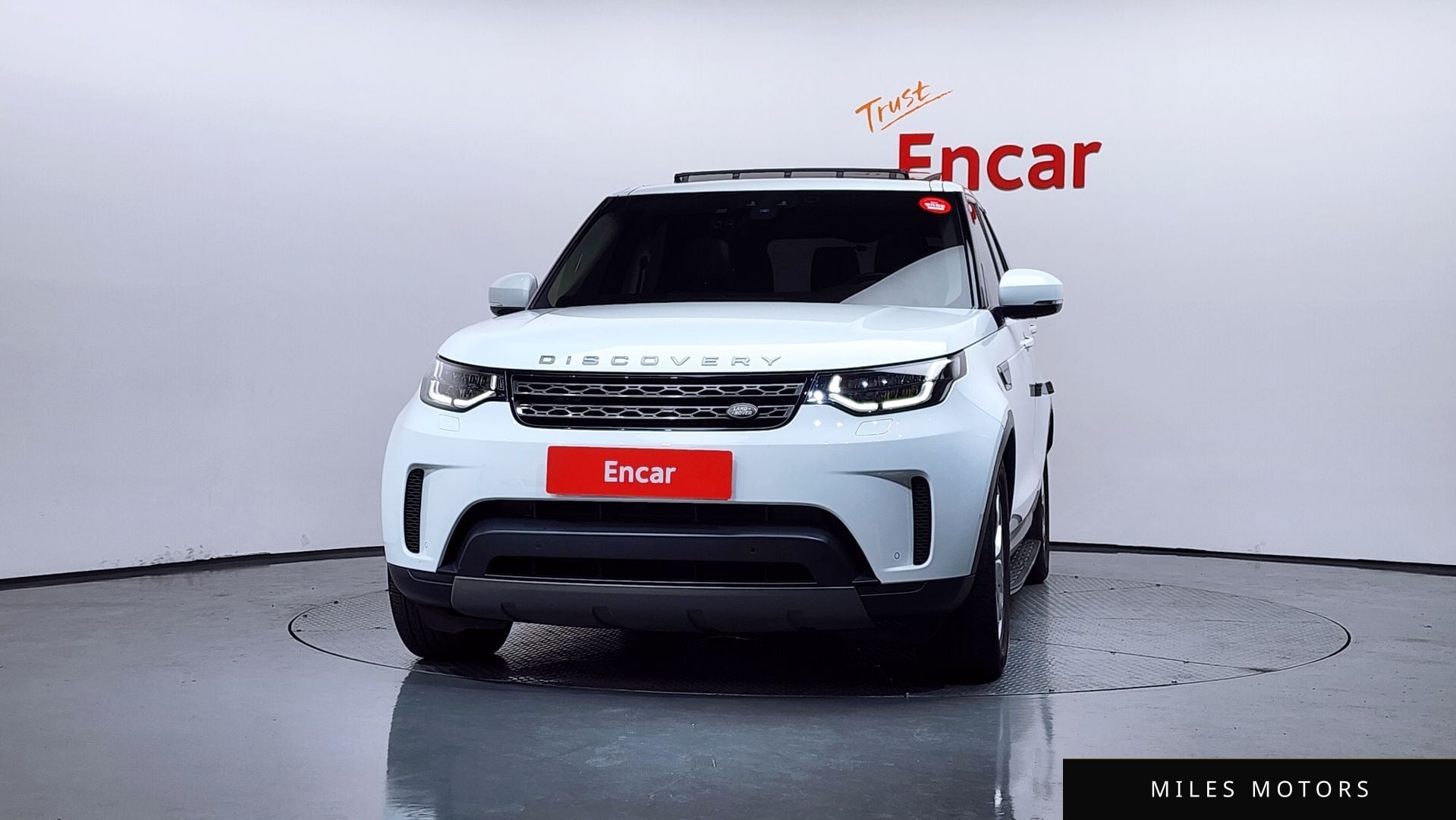 Land Rover Discovery 2018 — миниатюра 3