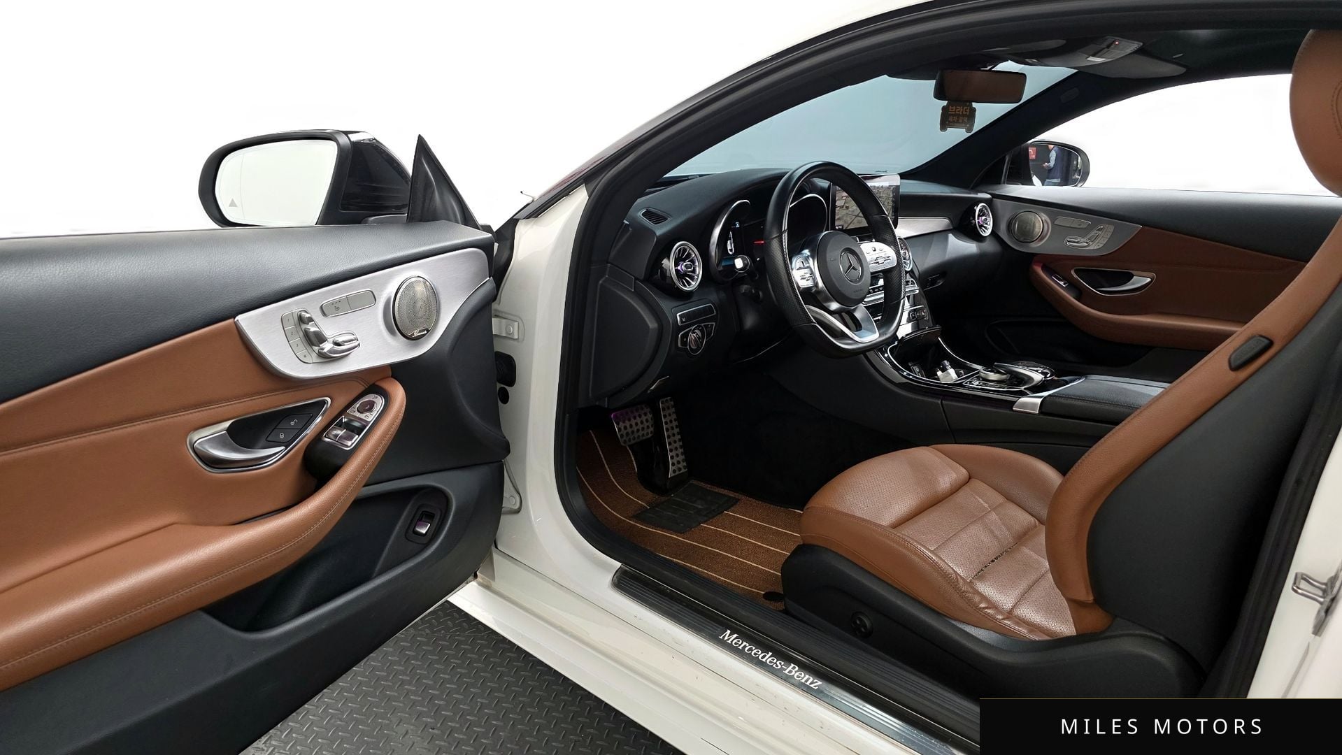 Mercedes-Benz C-Class W205 2019 — миниатюра 10