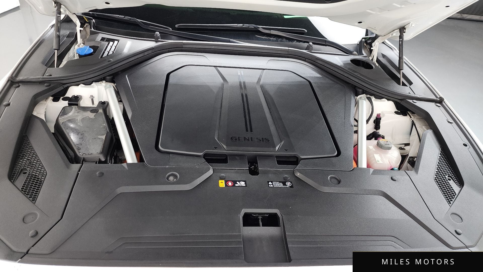 Genesis GV70 2022 — миниатюра 6