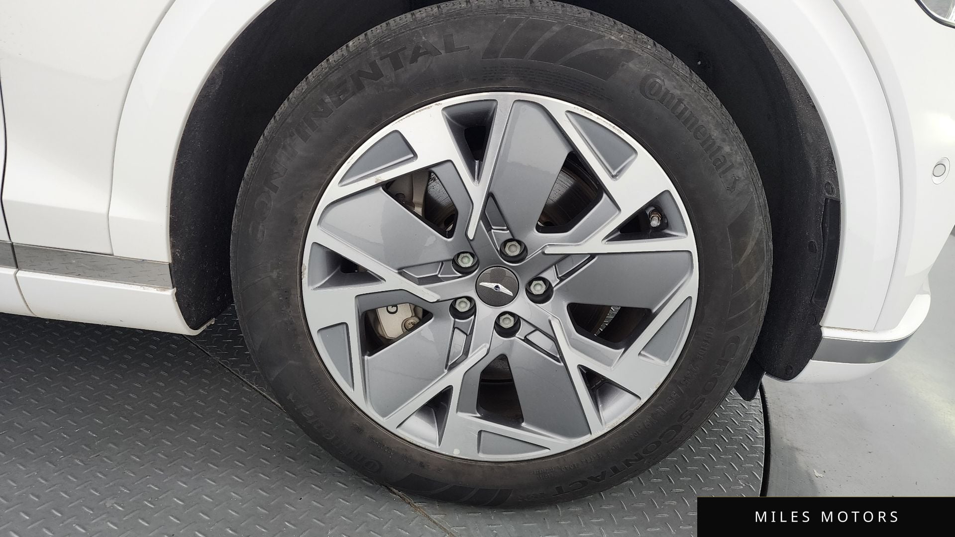 Genesis GV70 2022 — миниатюра 7