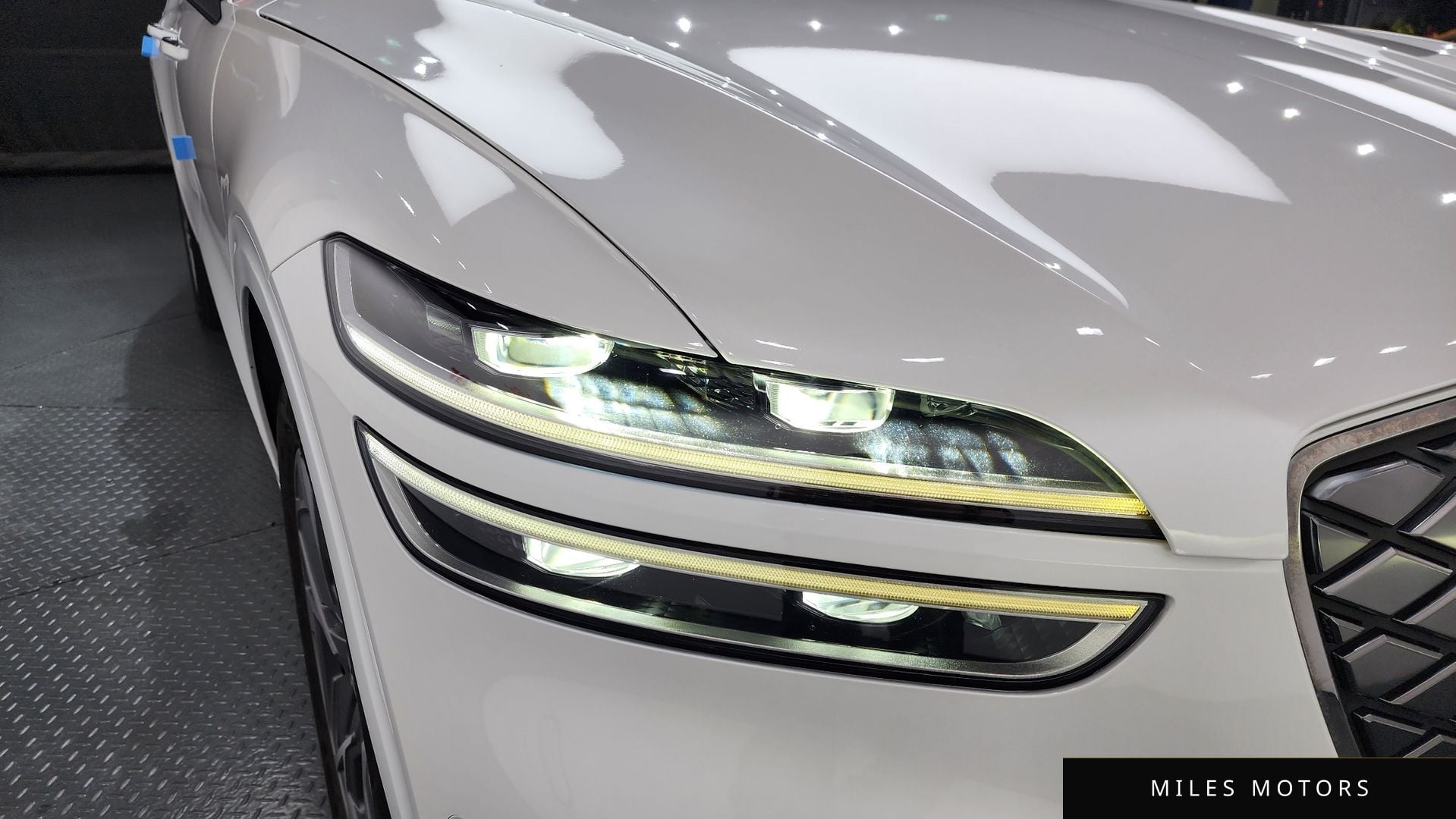 Genesis GV70 2022 — миниатюра 8