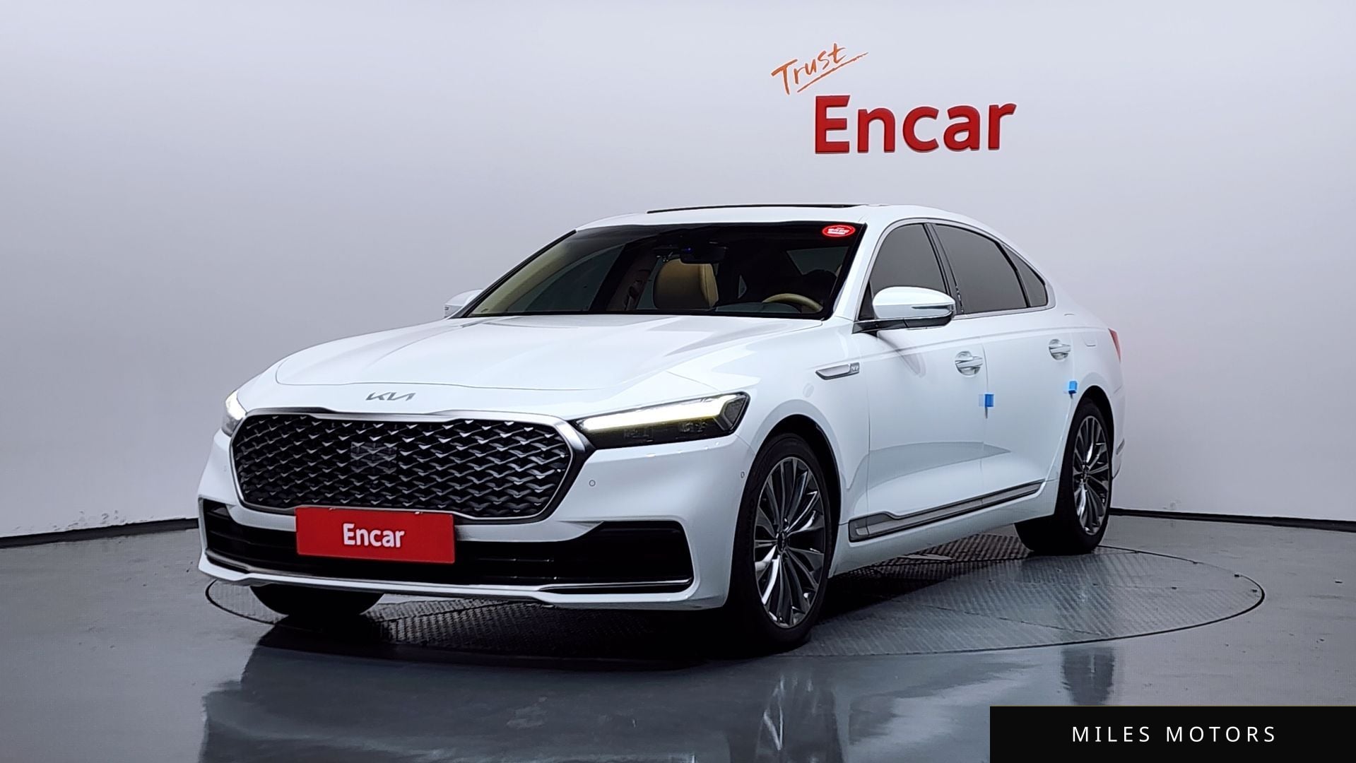 Kia K9 2022 — фото 1 из 12