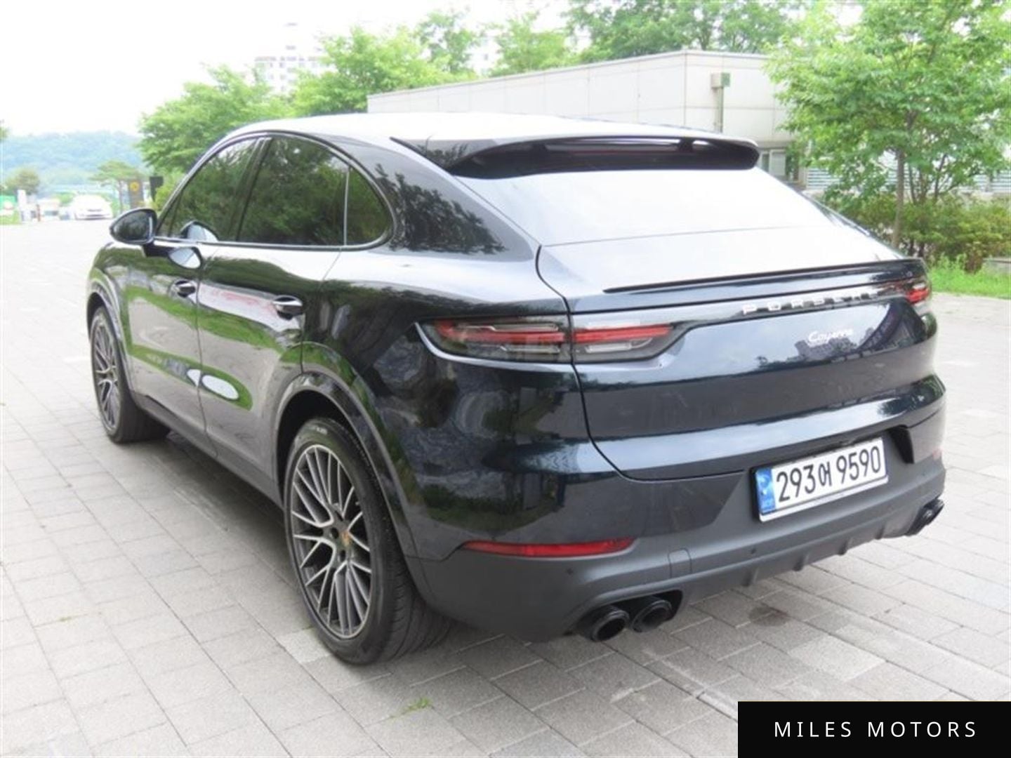 Porsche Cayenne 2022 — миниатюра 4