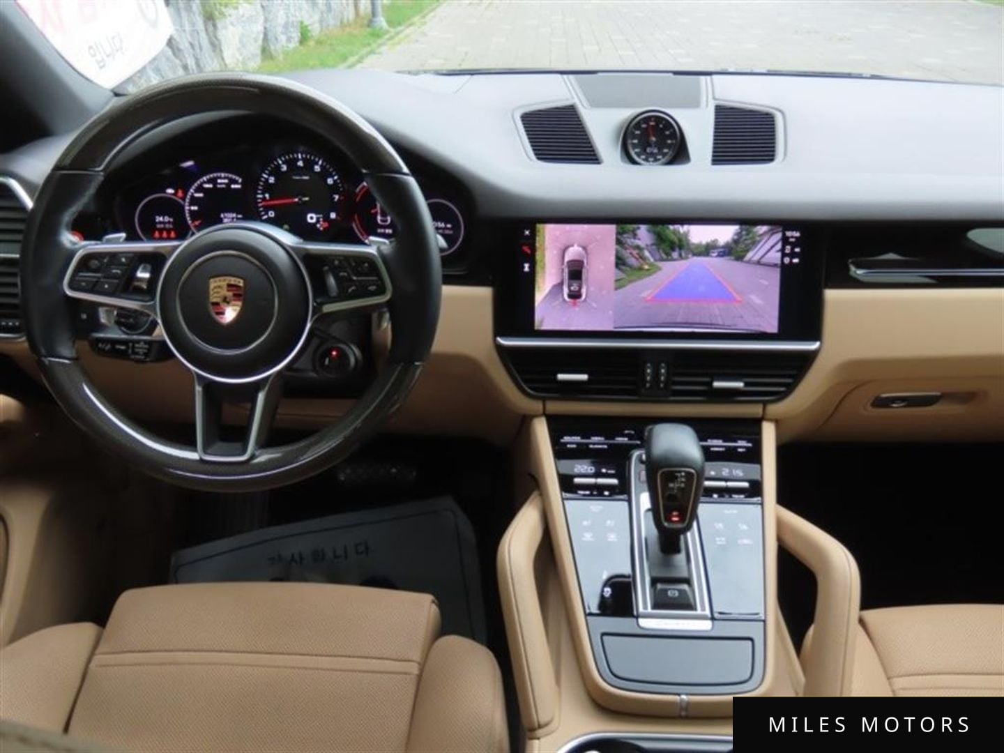 Porsche Cayenne 2022 — миниатюра 7