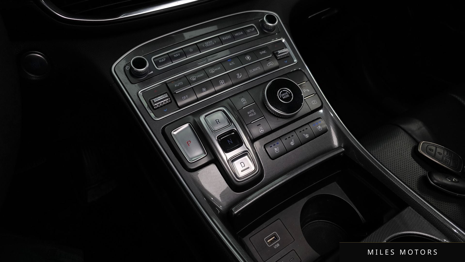 Hyundai Santafe 2021 — миниатюра 11