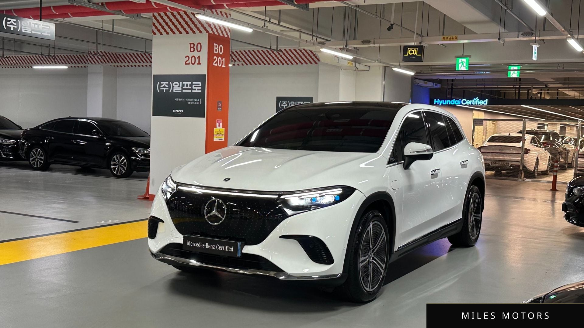 Mercedes-Benz EQS SUV X296 2023 — фото 1 из 12
