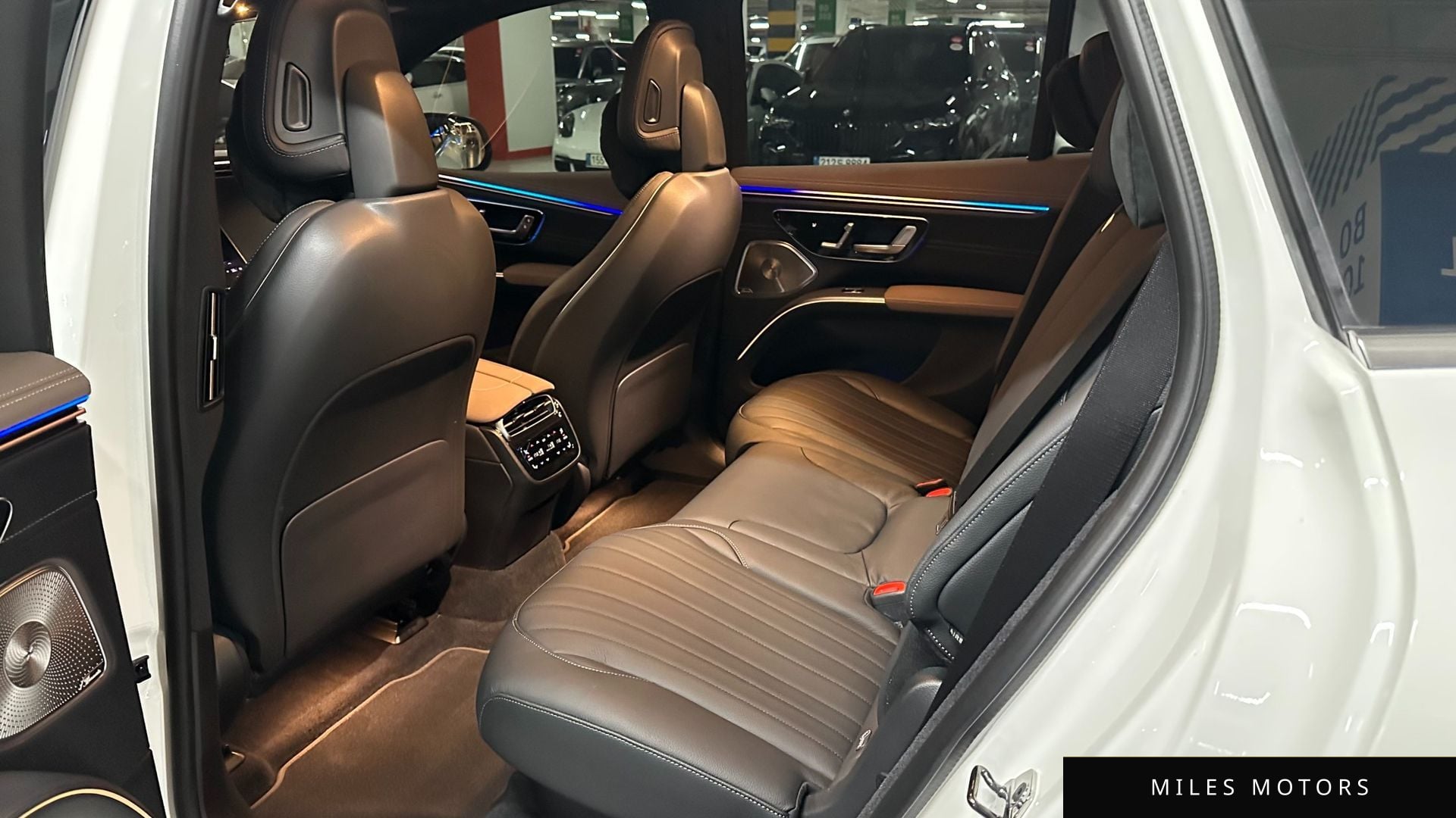 Mercedes-Benz EQS SUV X296 2023 — миниатюра 10