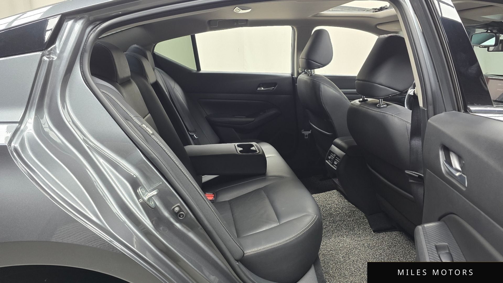 Nissan Altima 2019 — миниатюра 12