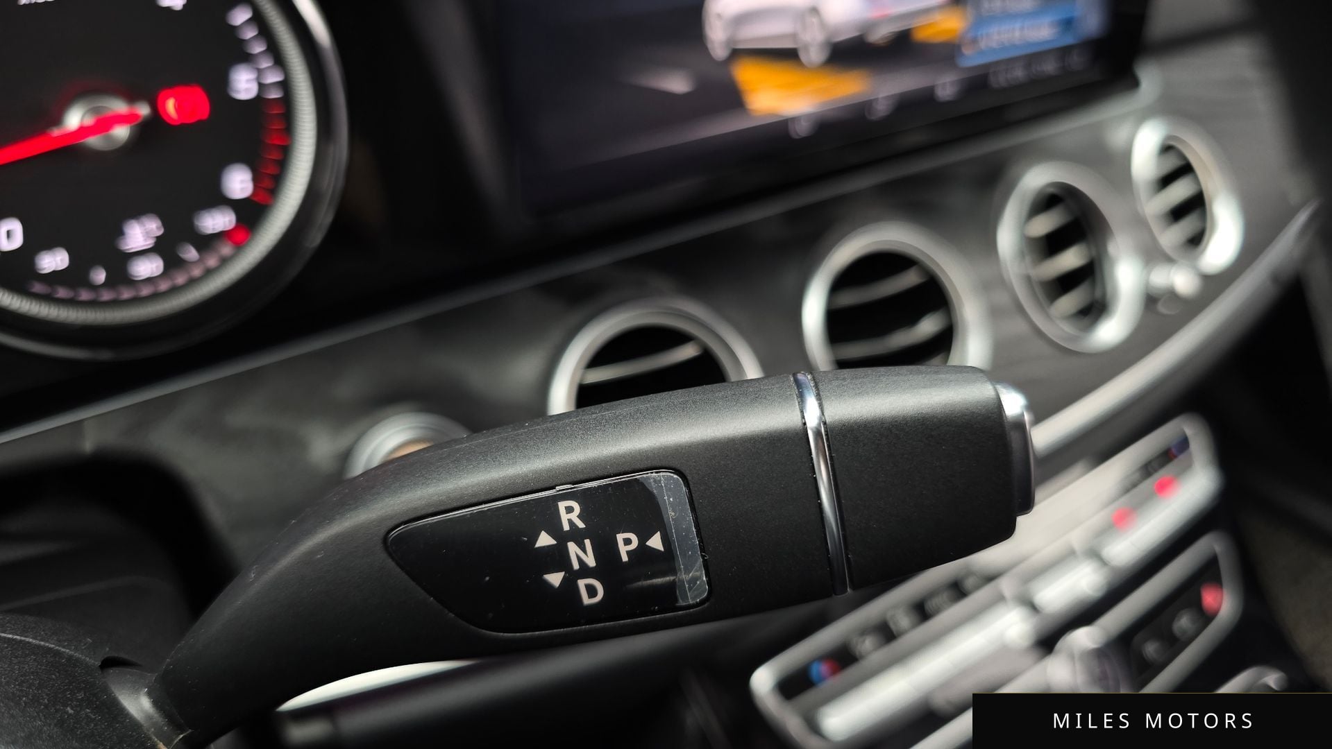 Mercedes-Benz E-Class W213 2017 — миниатюра 11