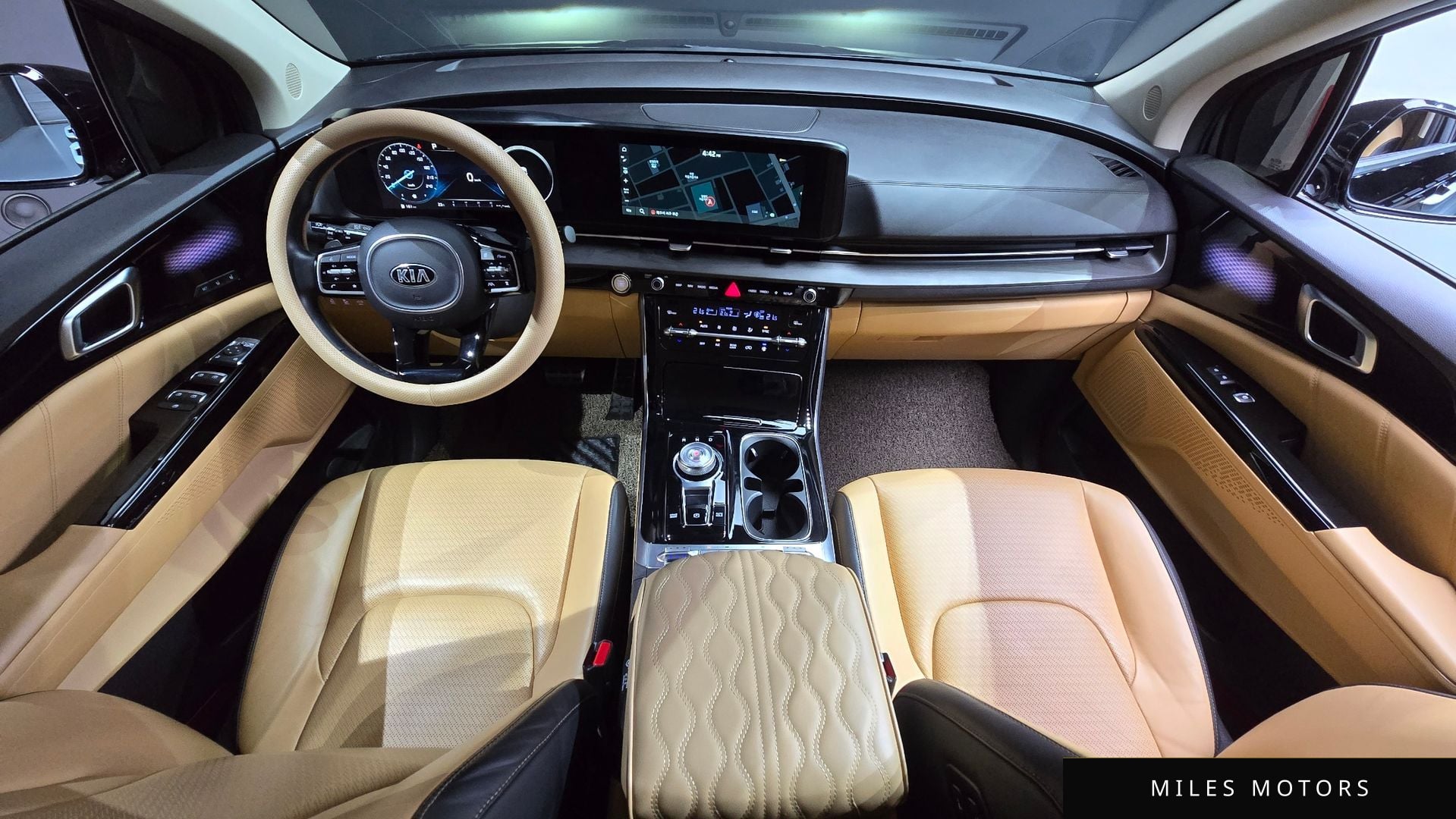 Kia Carnival 2021 — миниатюра 10