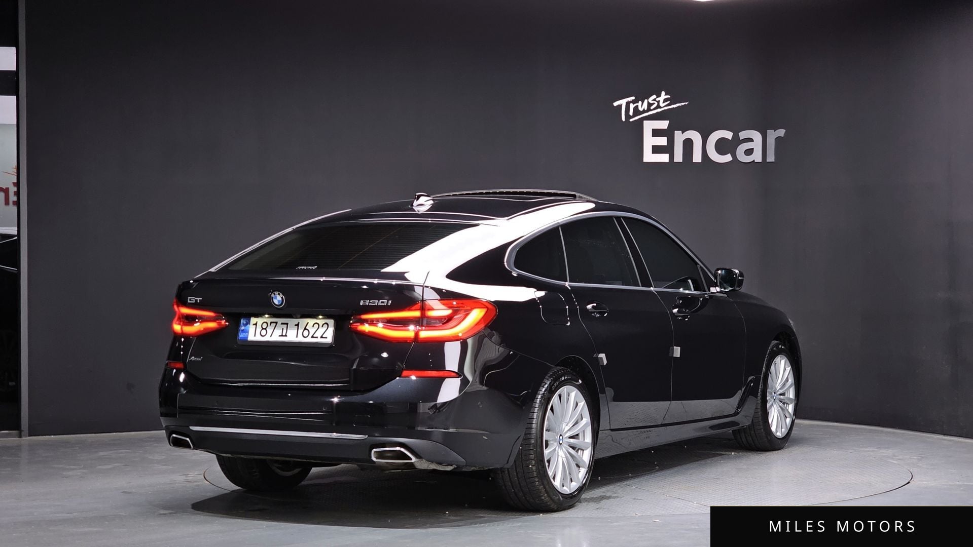 BMW 6 Series GT (G32) 2023 — фото 1 из 12