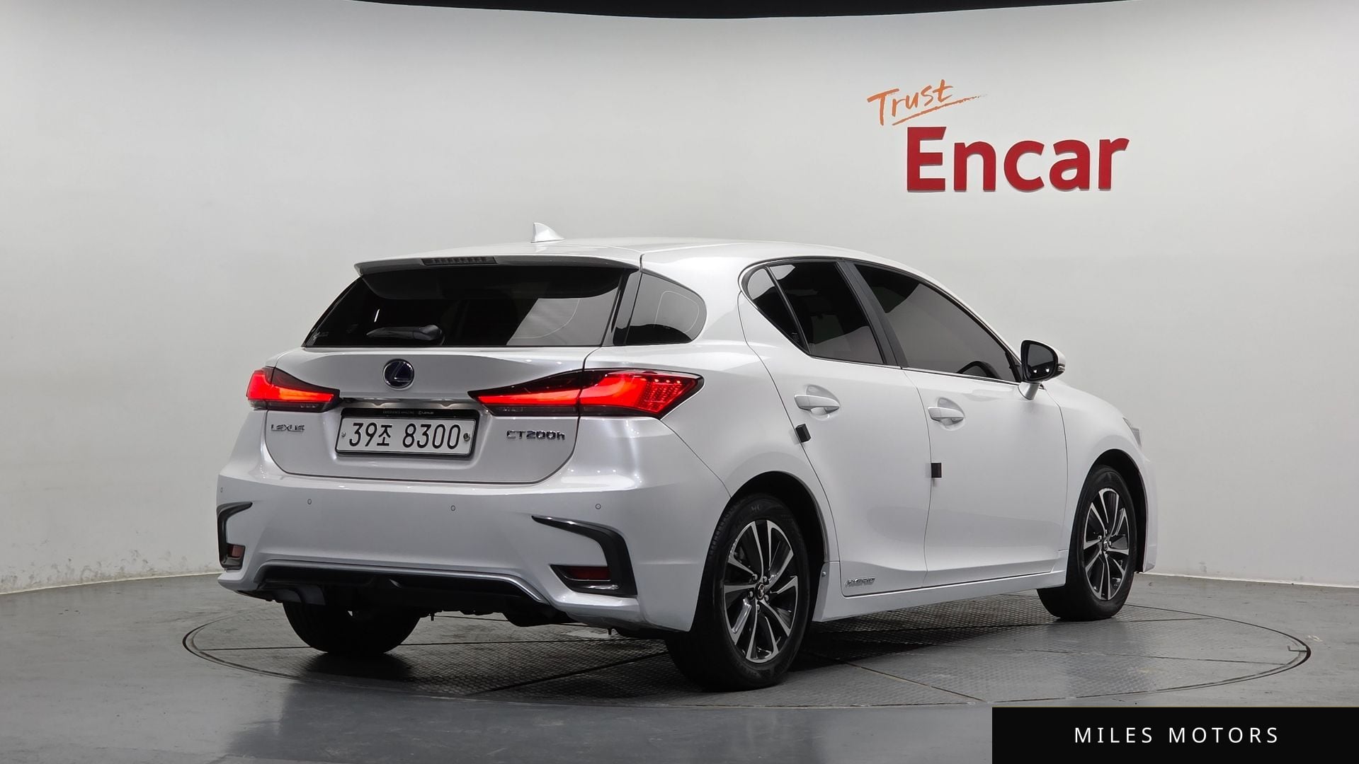 Лексус CT200h 2018 — миниатюра 2