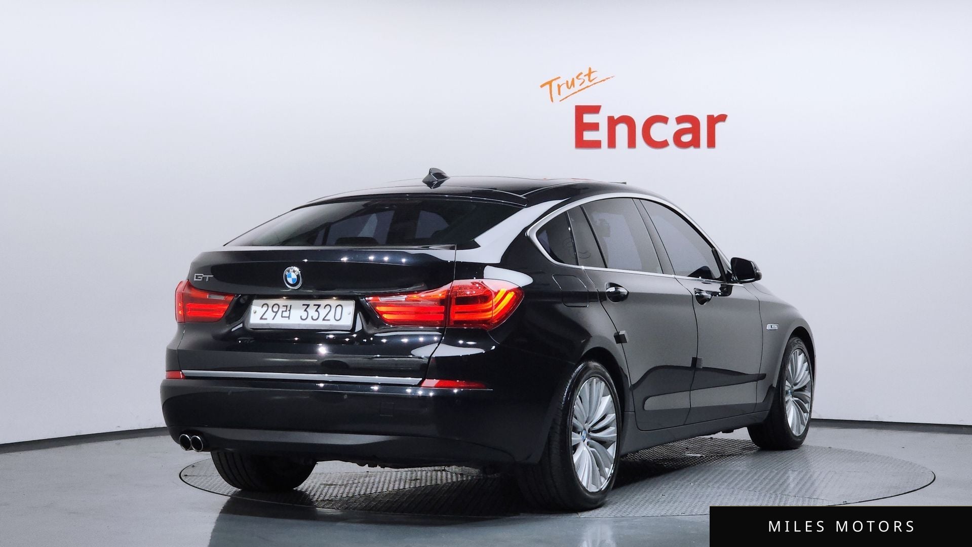 BMW 5 Series GT (F07) 2015 — миниатюра 2