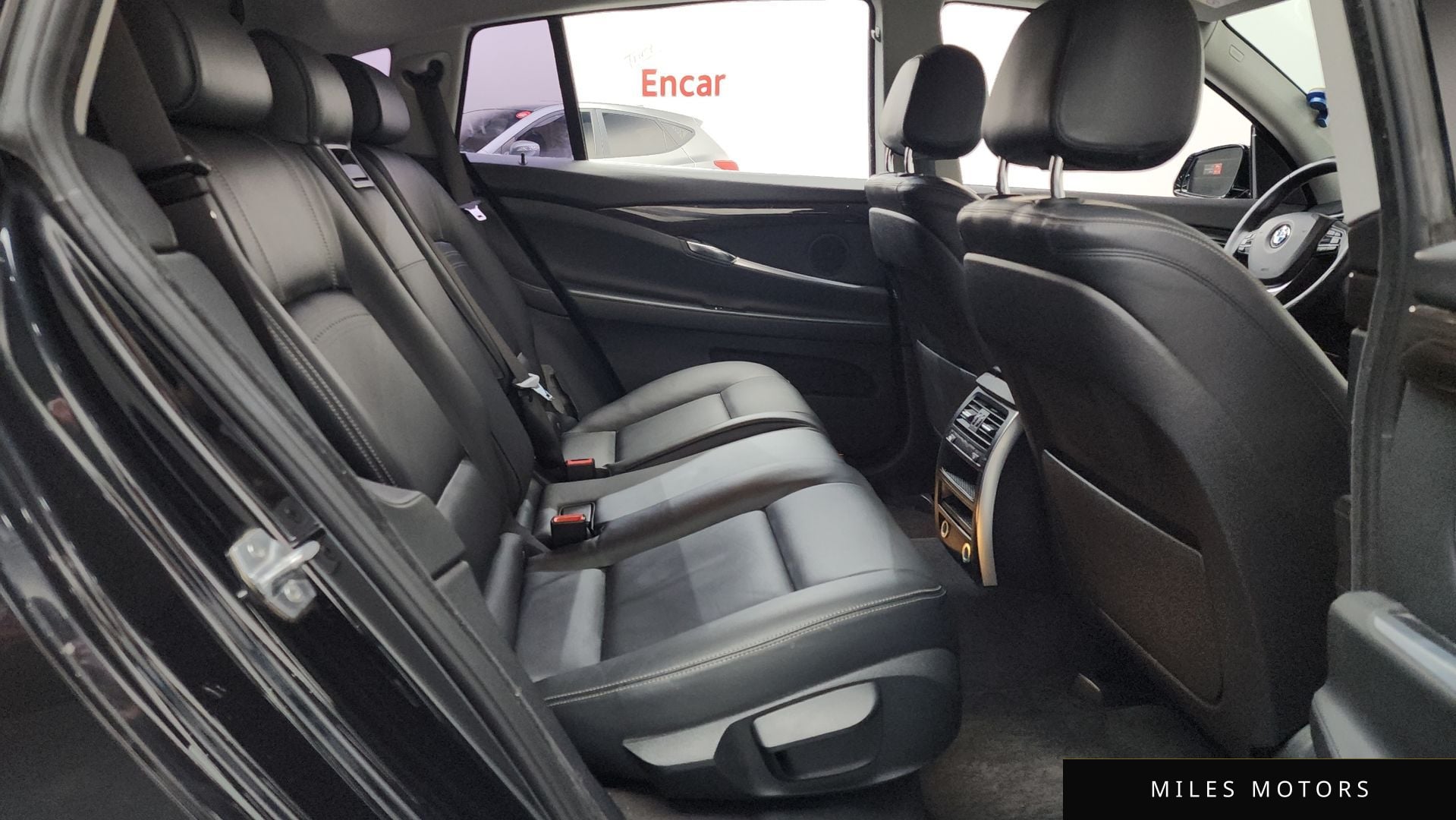 BMW 5 Series GT (F07) 2015 — миниатюра 11