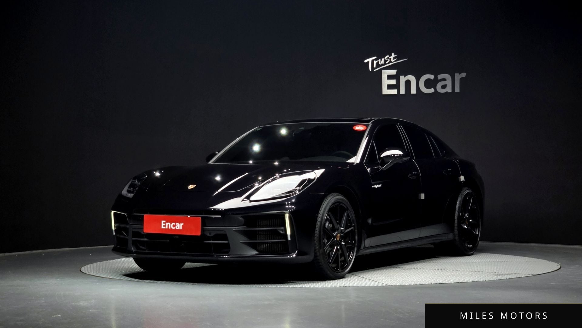 Porsche Panamera 2025