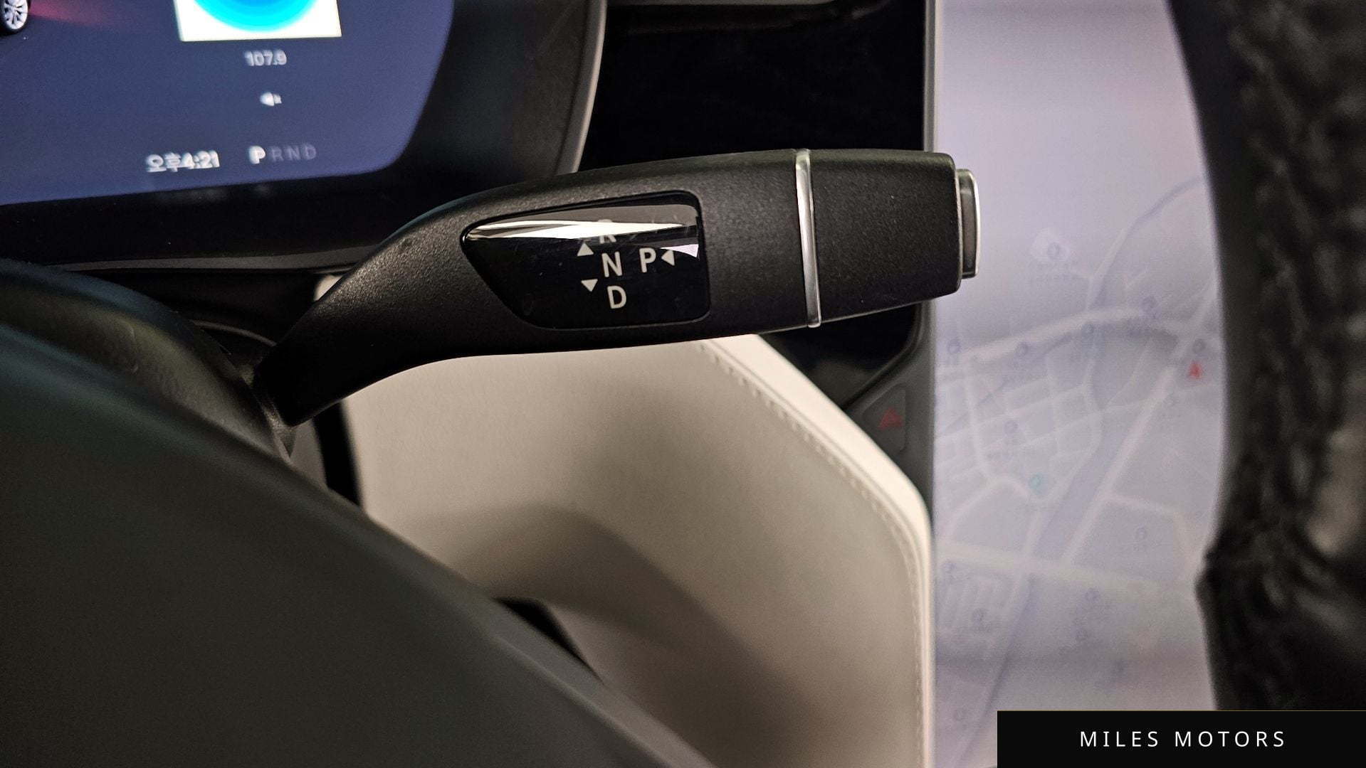 Tesla Model X 2019 — миниатюра 9