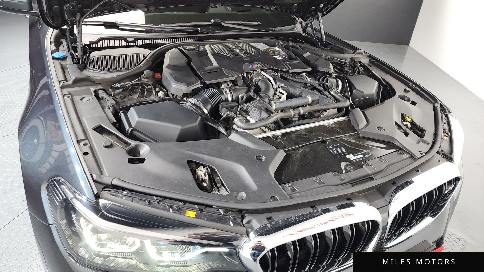 BMW M5 (F90) 2020 — миниатюра 6