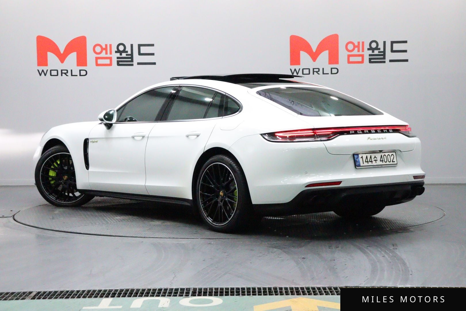 Porsche Panamera 2021 — миниатюра 4
