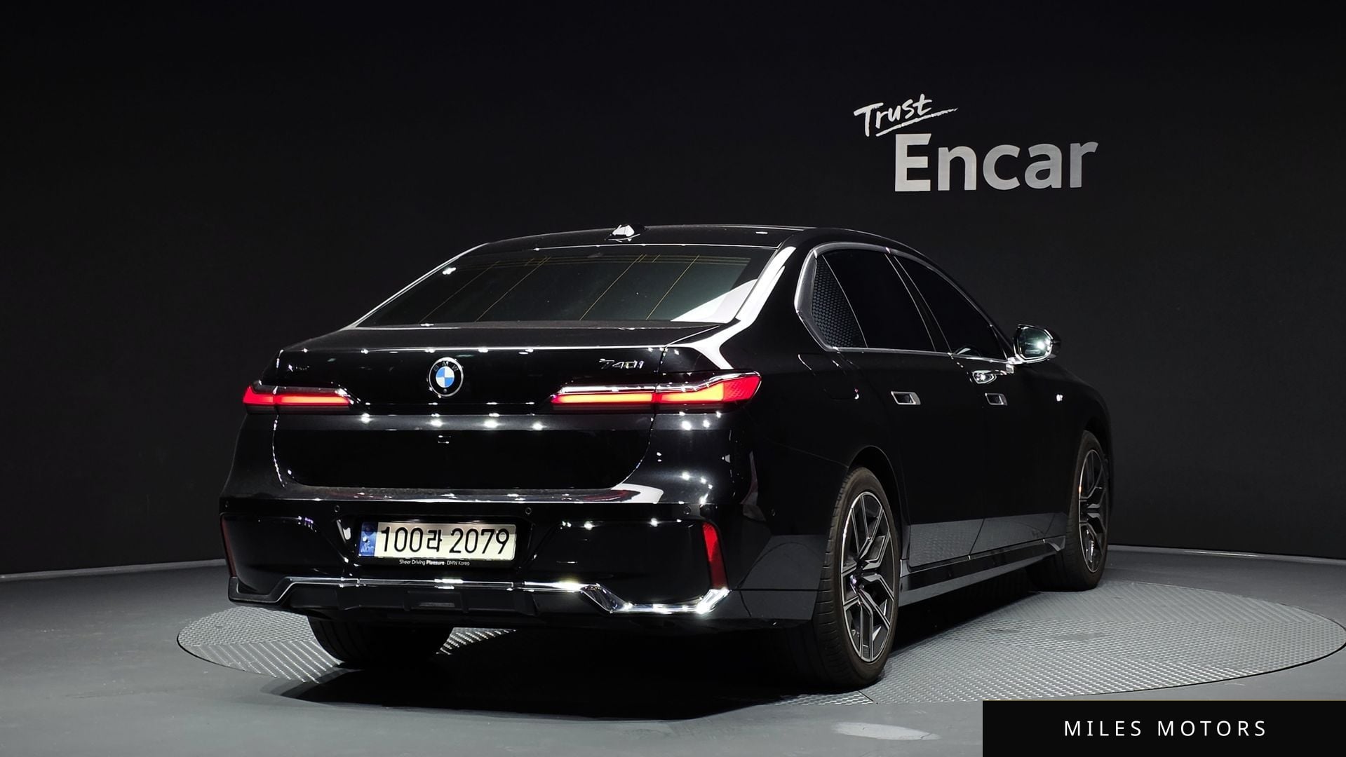 BMW 7 Series (G70) 2024 — миниатюра 2