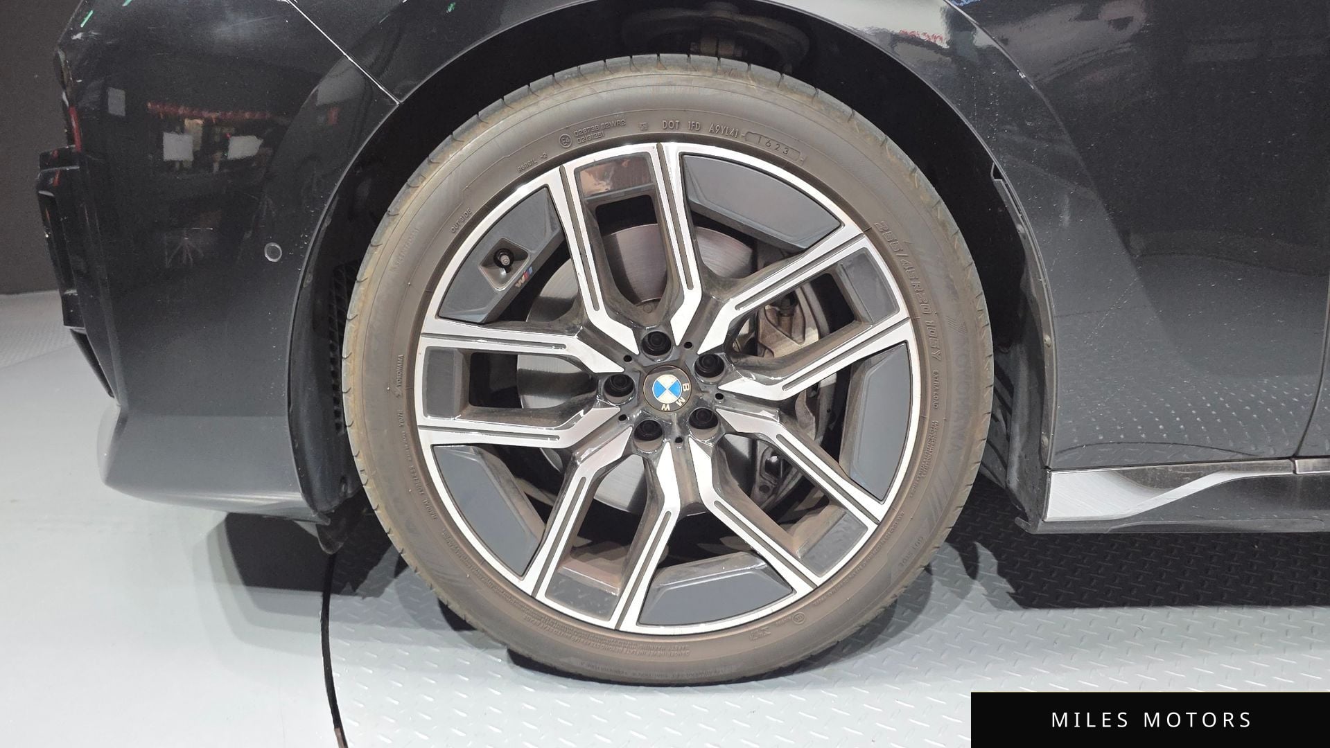 BMW 7 Series (G70) 2024 — миниатюра 5