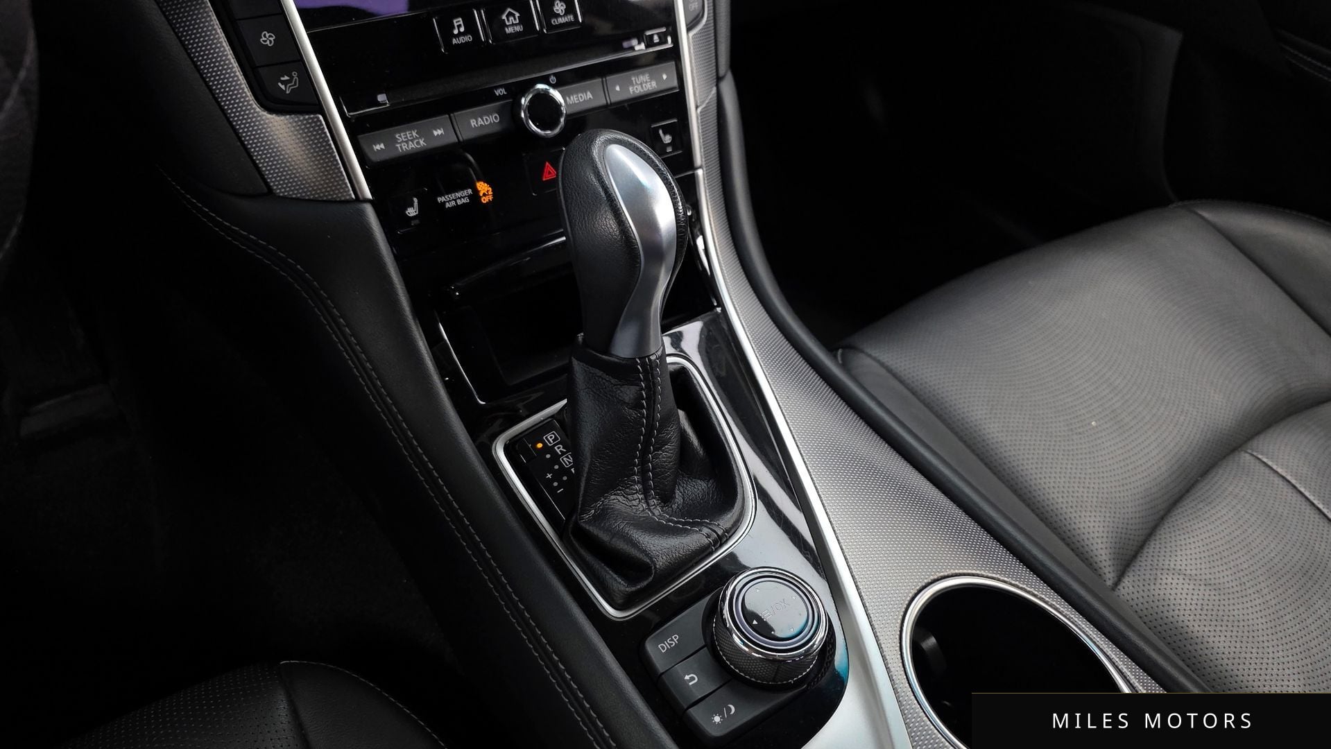 Infiniti Q50 2016 — миниатюра 9