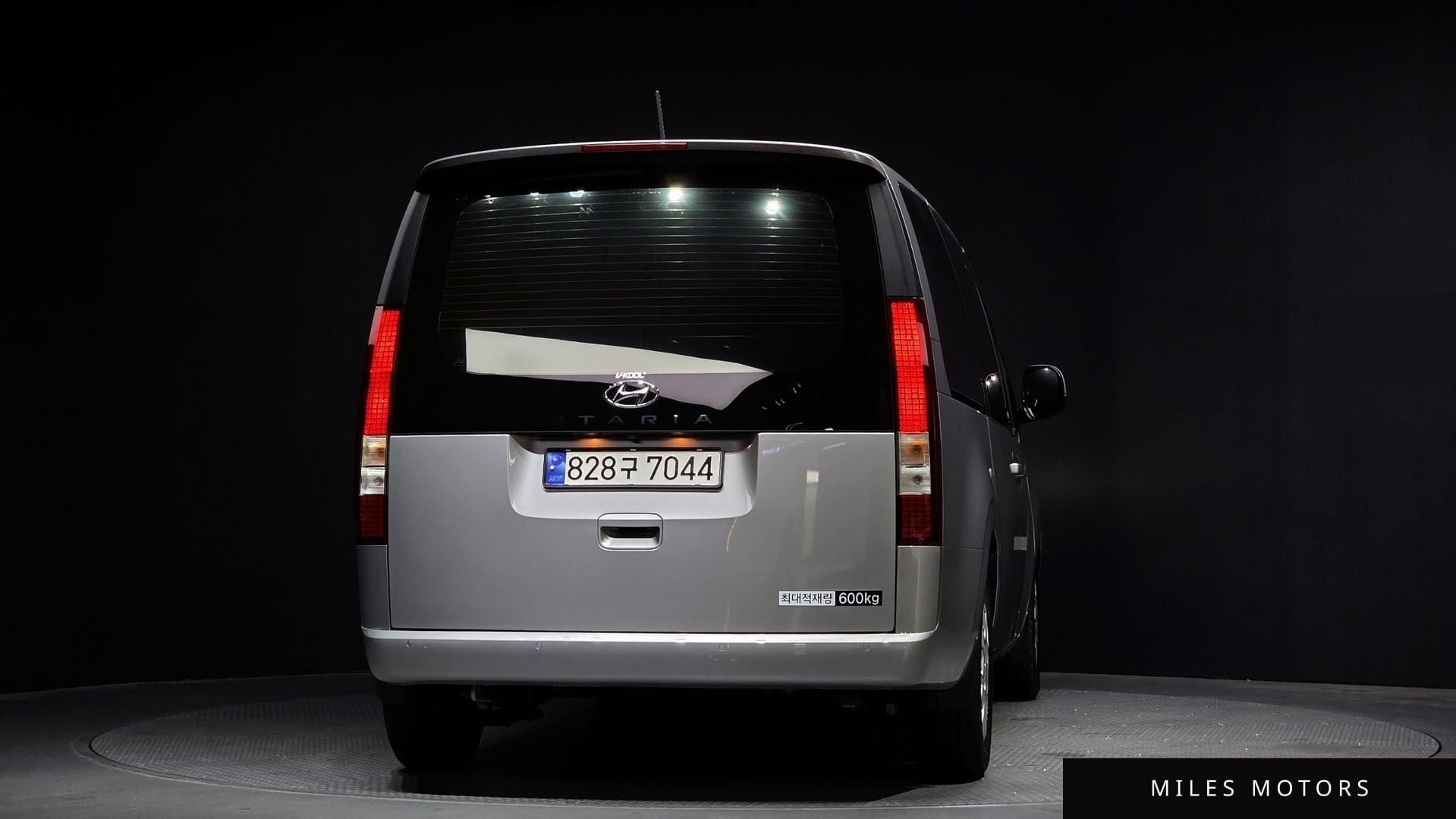 Hyundai Staria 2024 — миниатюра 4