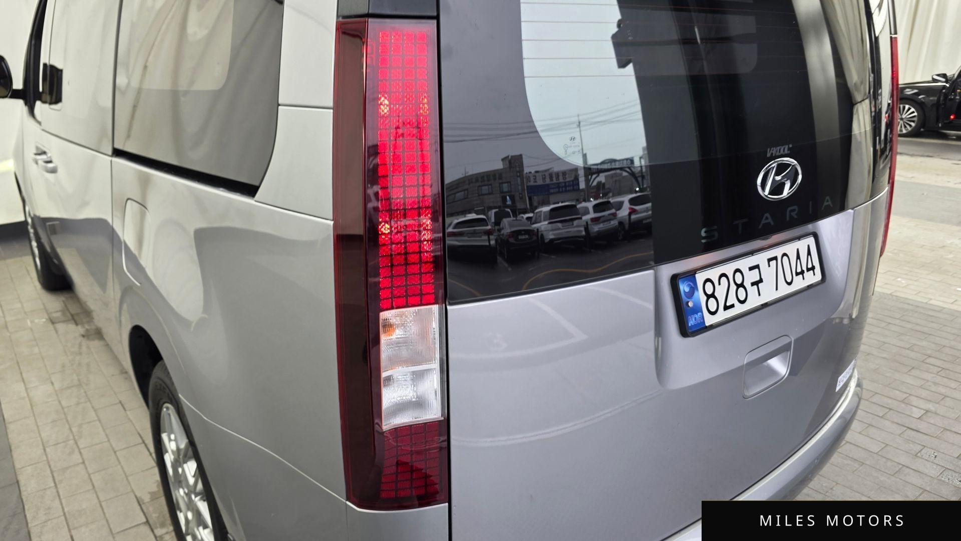 Hyundai Staria 2024 — миниатюра 9