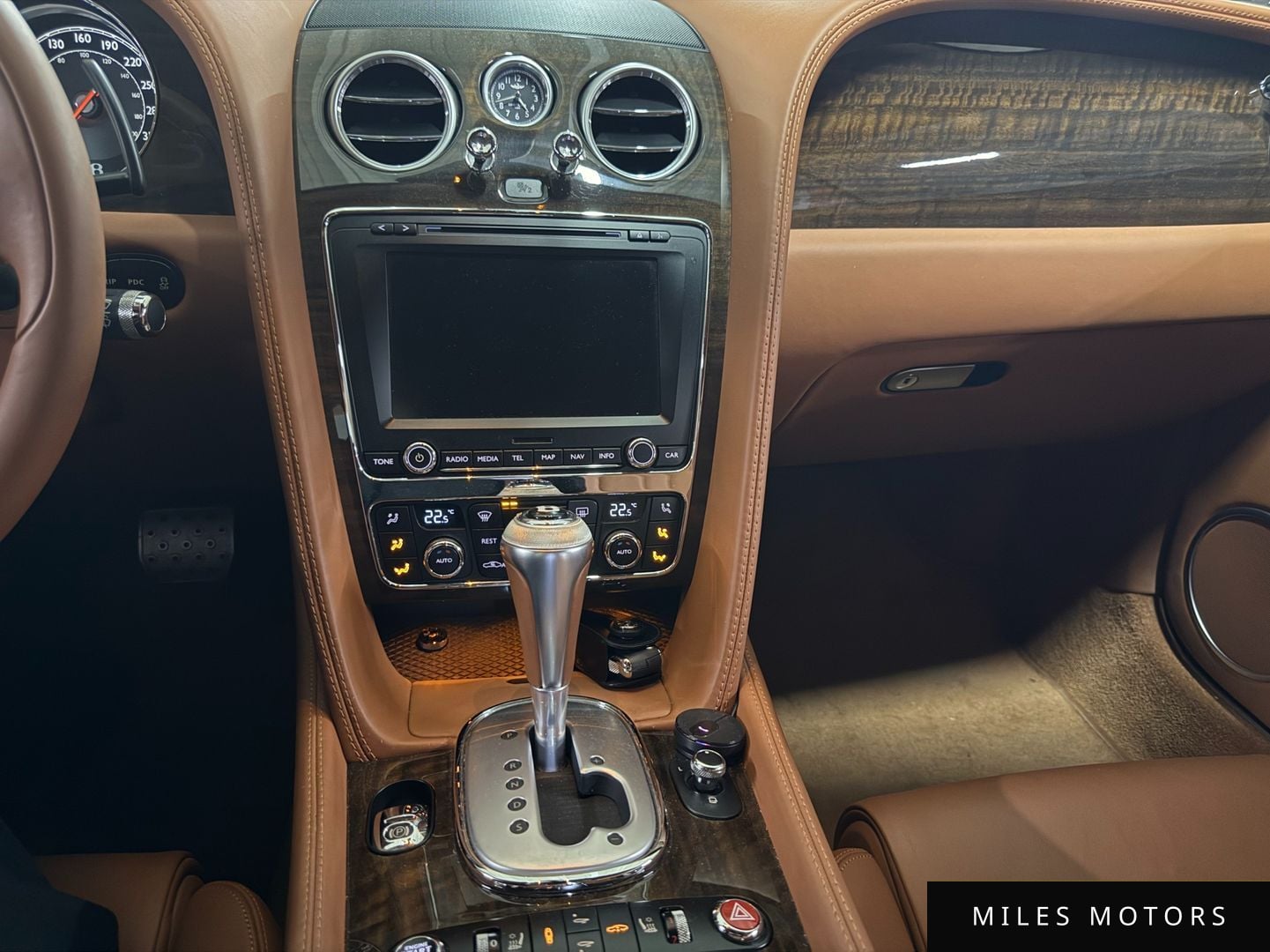 Bentley Continental GT 2013 — миниатюра 9