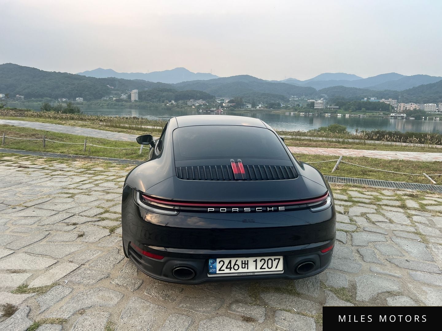 Porsche 911 (992) 2020 — миниатюра 2