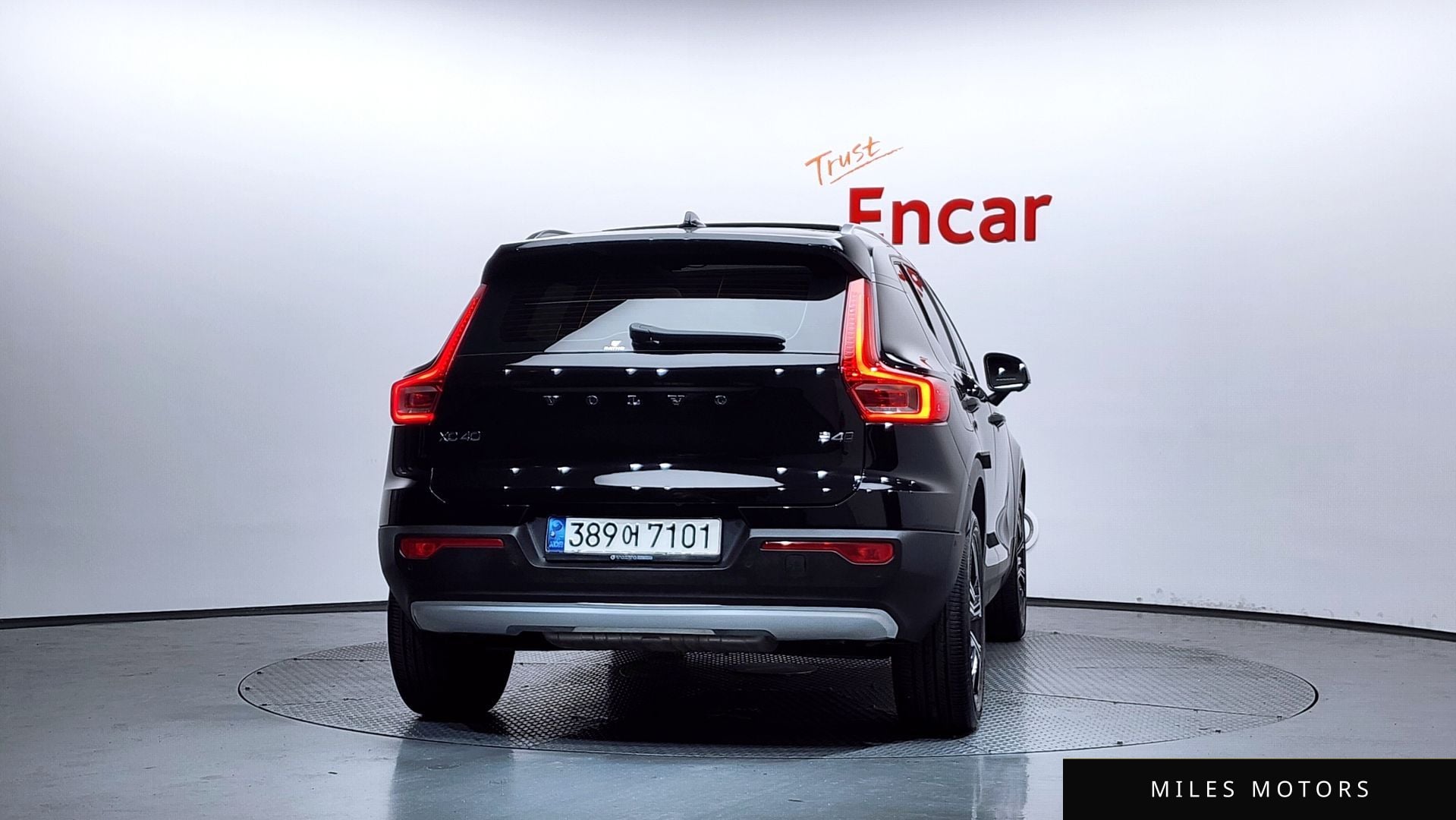 Volvo XC40 2021 — миниатюра 4
