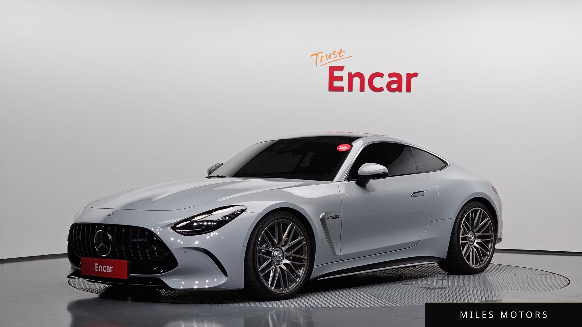 Mercedes-Benz AMG GT C192 2025 — фото 1 из 12