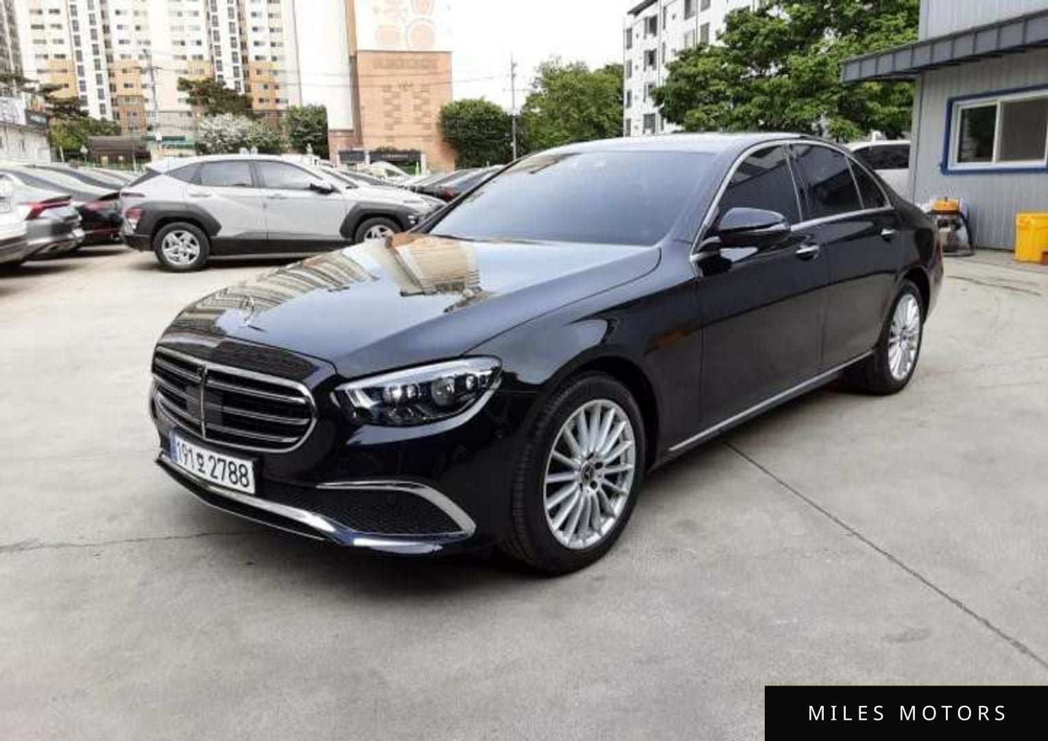 Mercedes-Benz E-Class W213 2023 — миниатюра 2