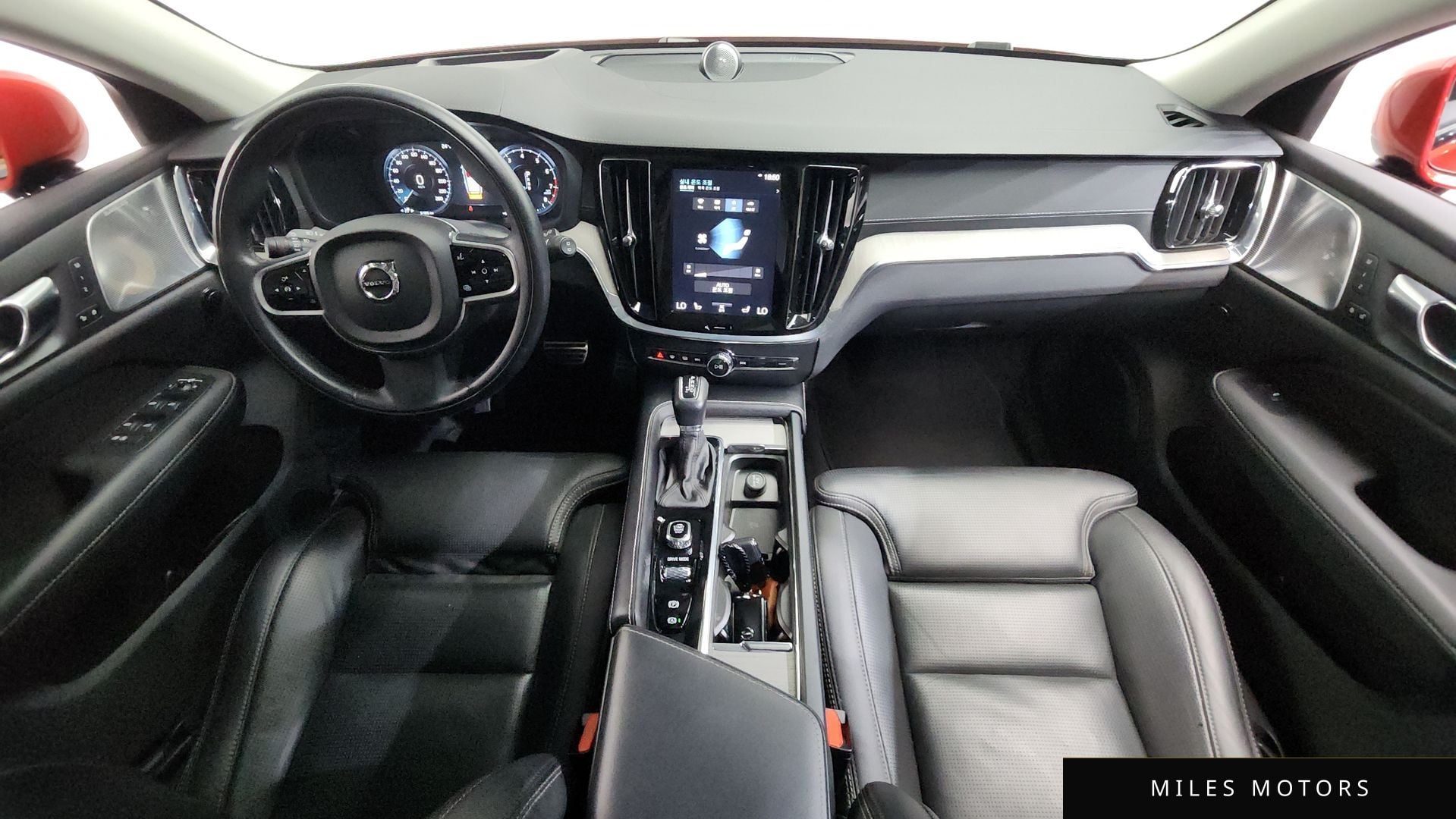 Volvo V60 2020 — миниатюра 7
