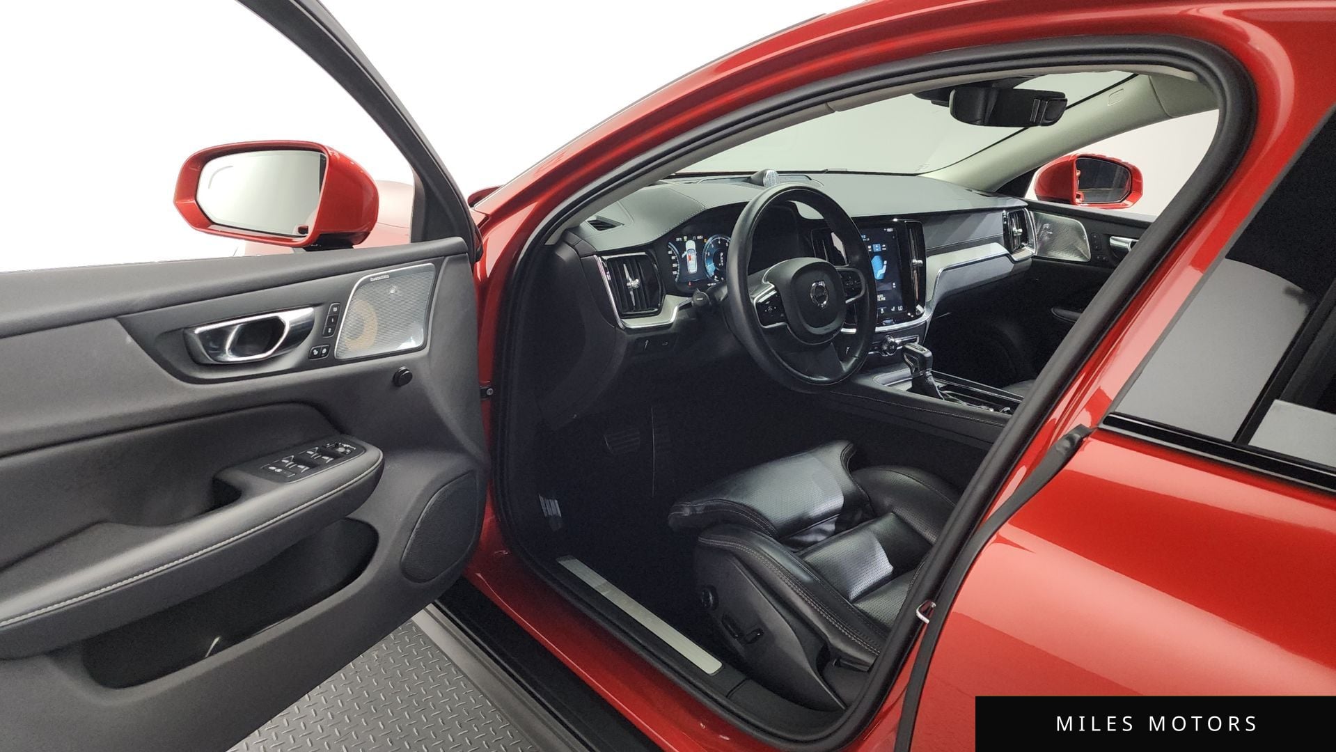 Volvo V60 2020 — миниатюра 10