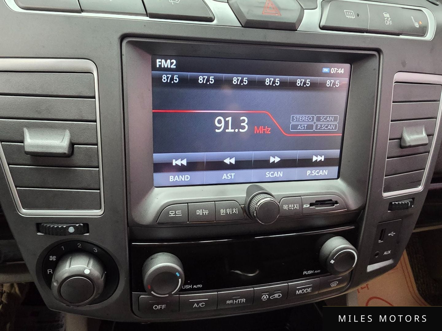 KG Mobility KORANDO 2015 — миниатюра 12
