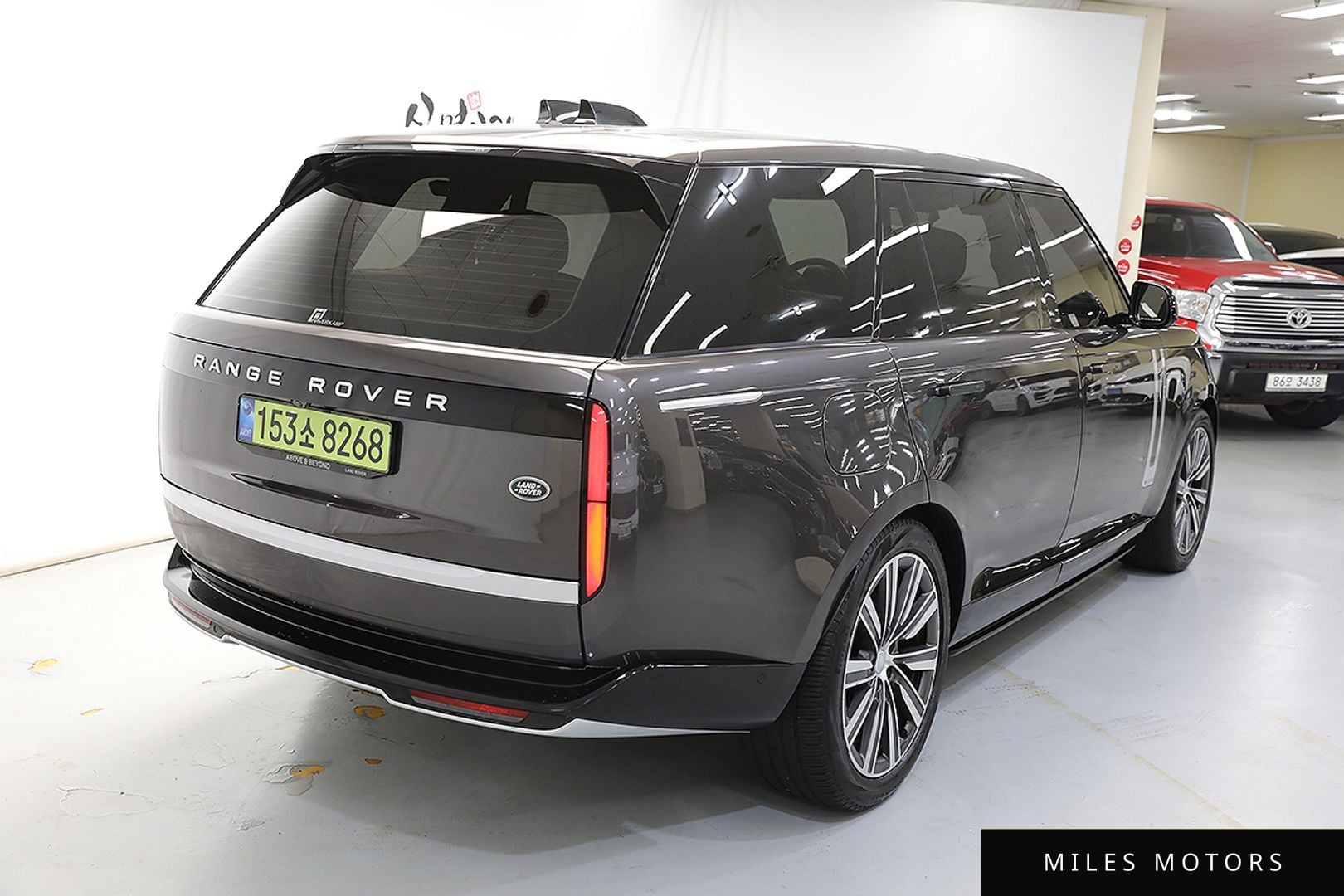 Land Rover Range Rover 2023 — миниатюра 4