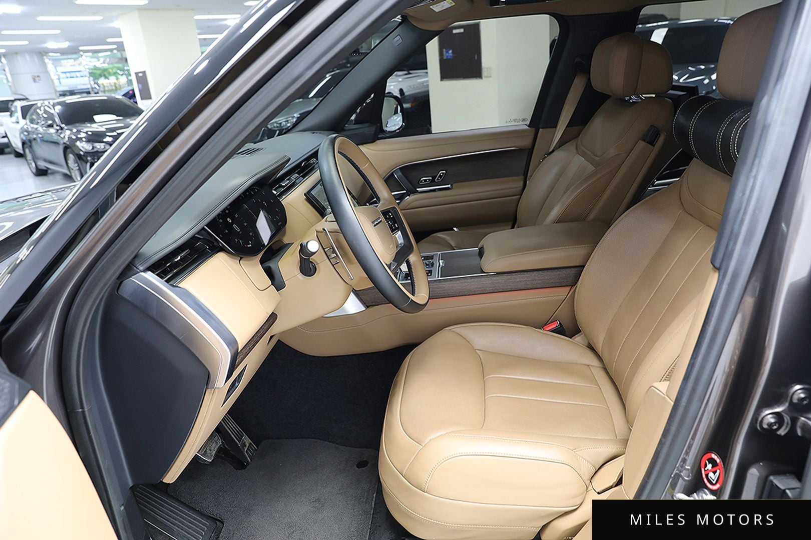Land Rover Range Rover 2023 — миниатюра 7