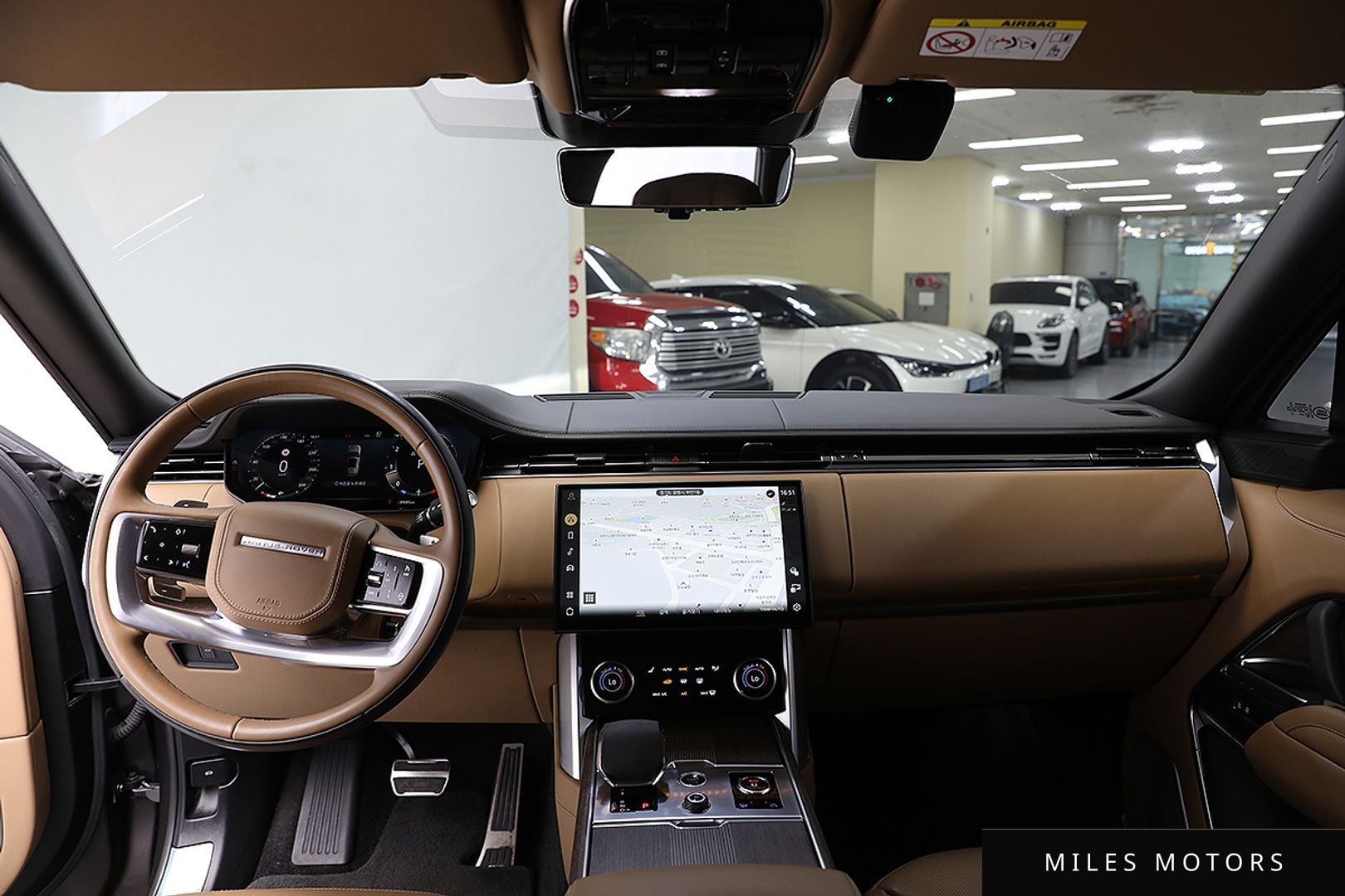 Land Rover Range Rover 2023 — миниатюра 10