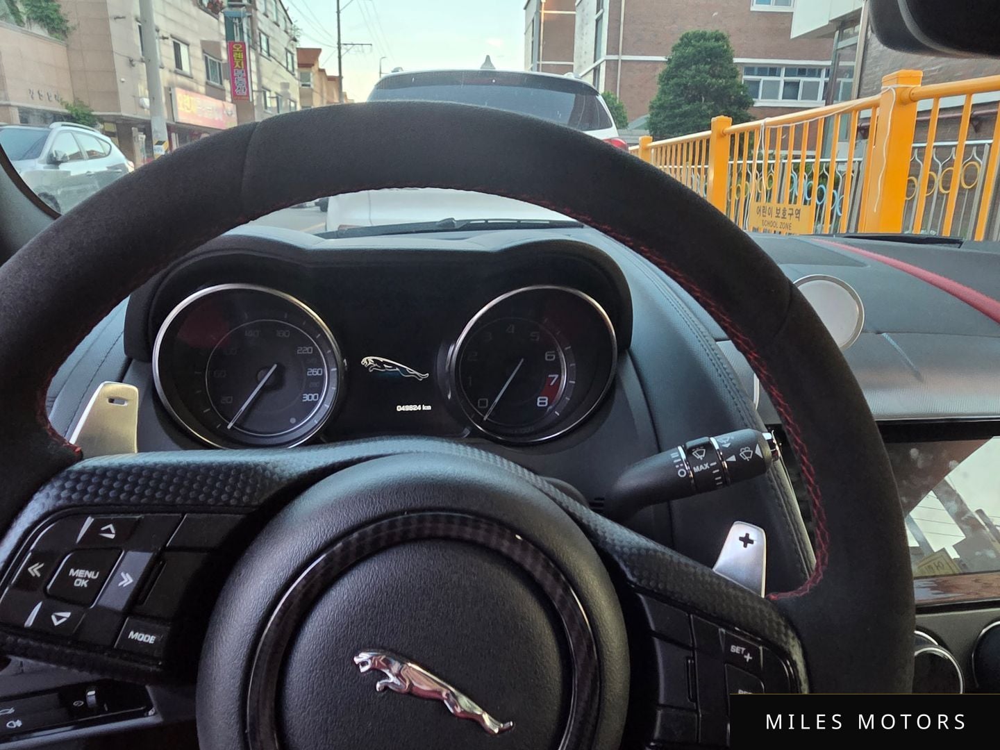 Jaguar F-TYPE 2015 — фото 1 из 7