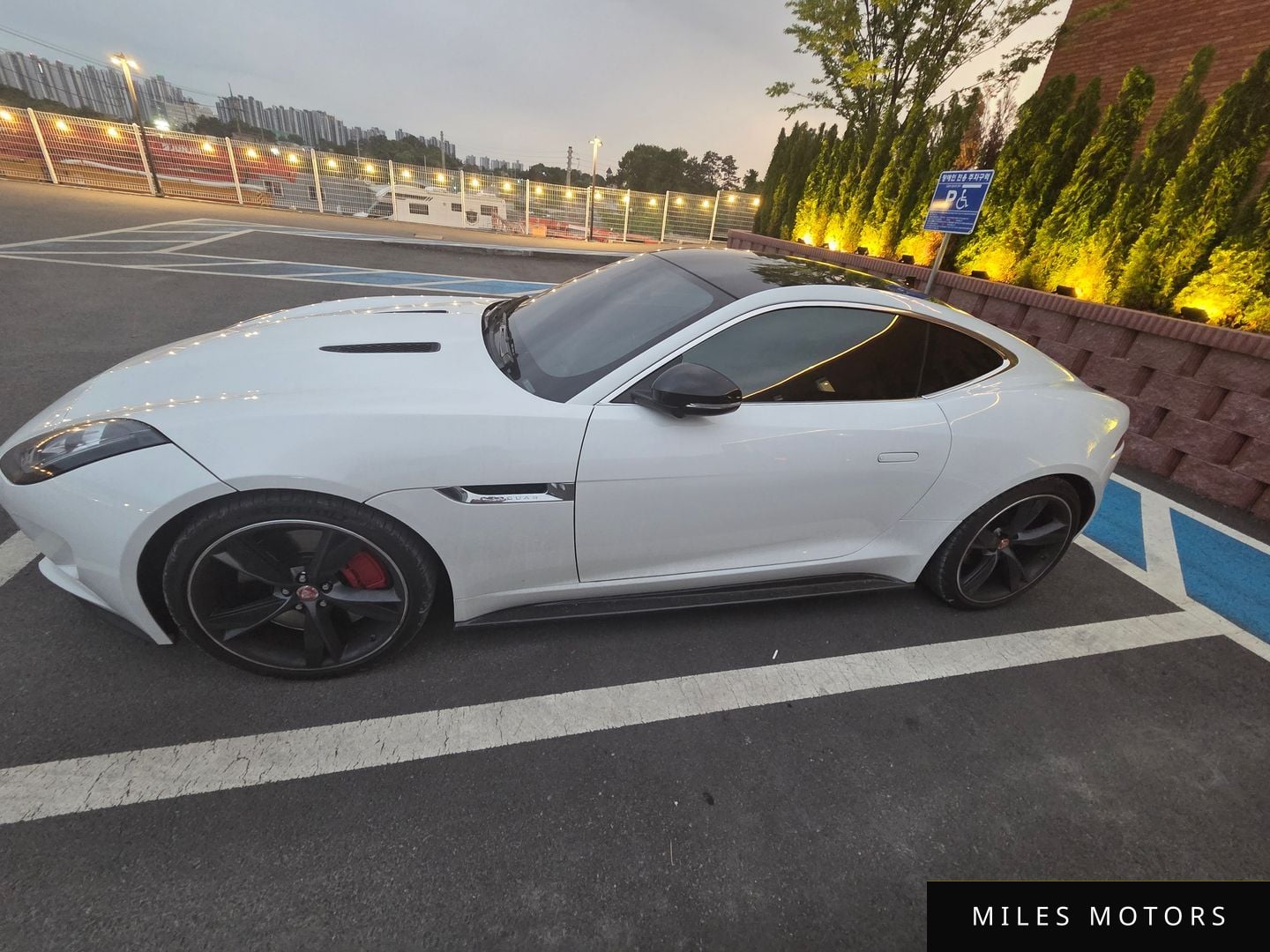Jaguar F-TYPE 2015 — миниатюра 6