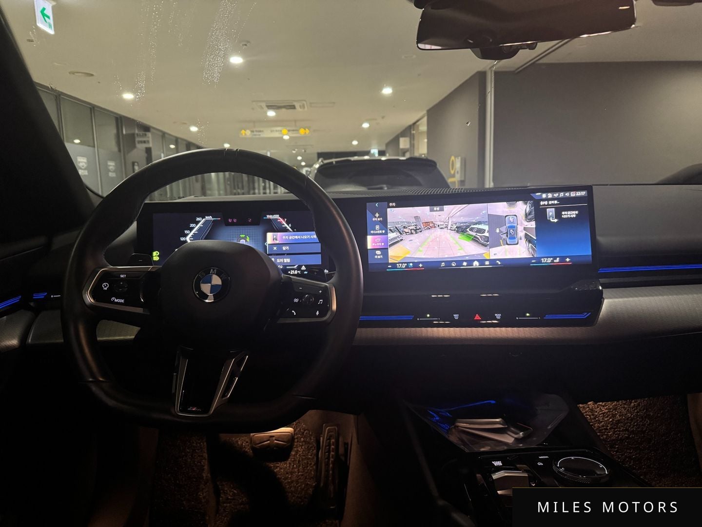 BMW 5 Series (G60) 2024 — миниатюра 7